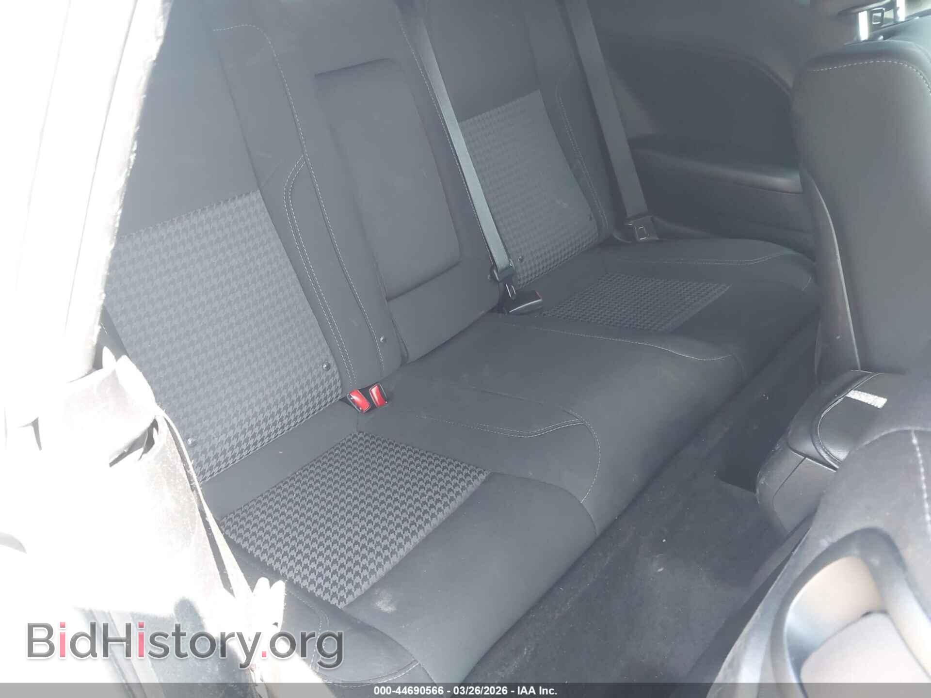 2018 DODGE CHALLENGER - VIN: 2C3CDZAG1JH334671 - Фото 8