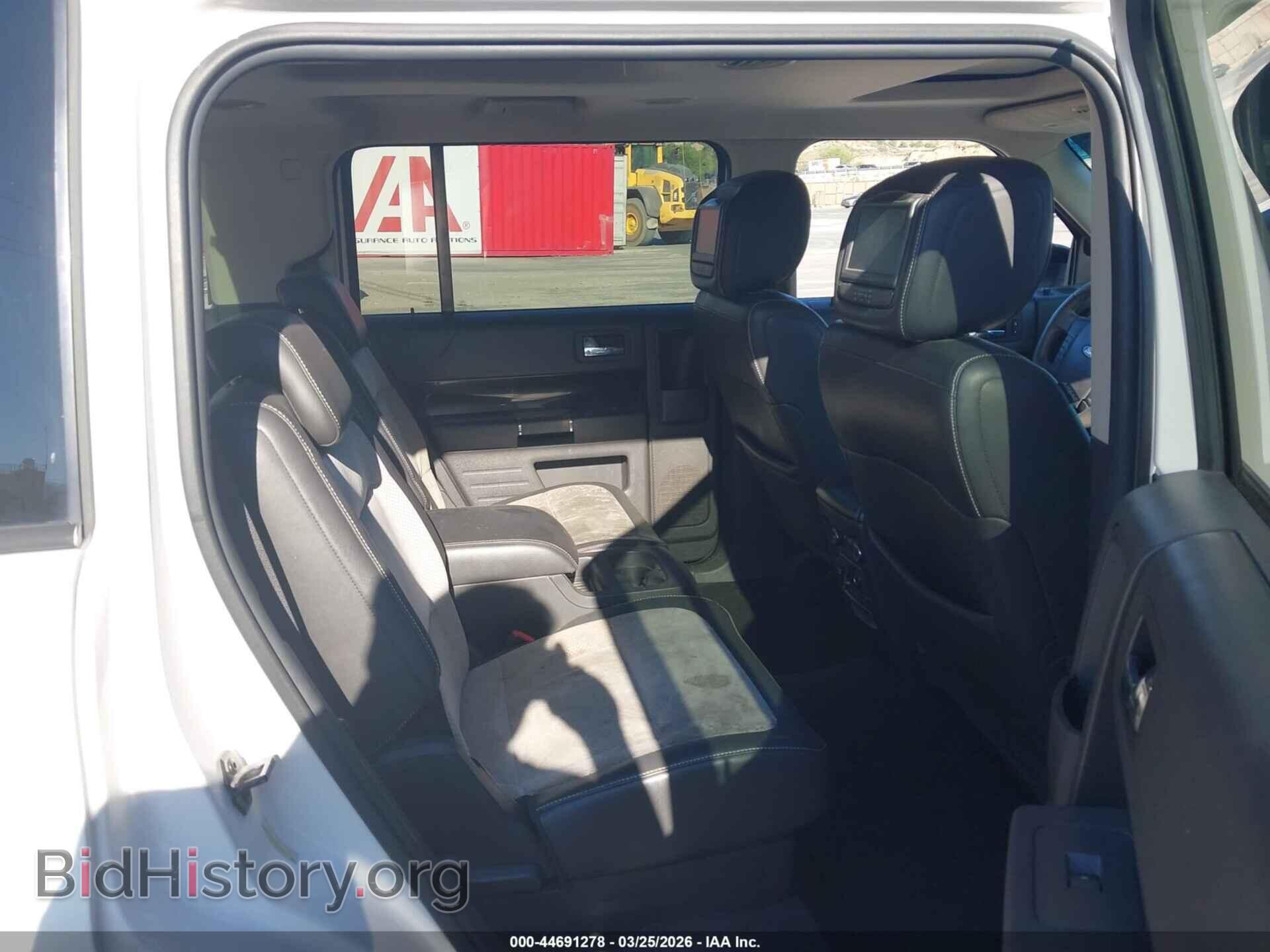 2011 FORD FLEX - VIN: 2FMGK5DC0BBD16876 - Фото 8