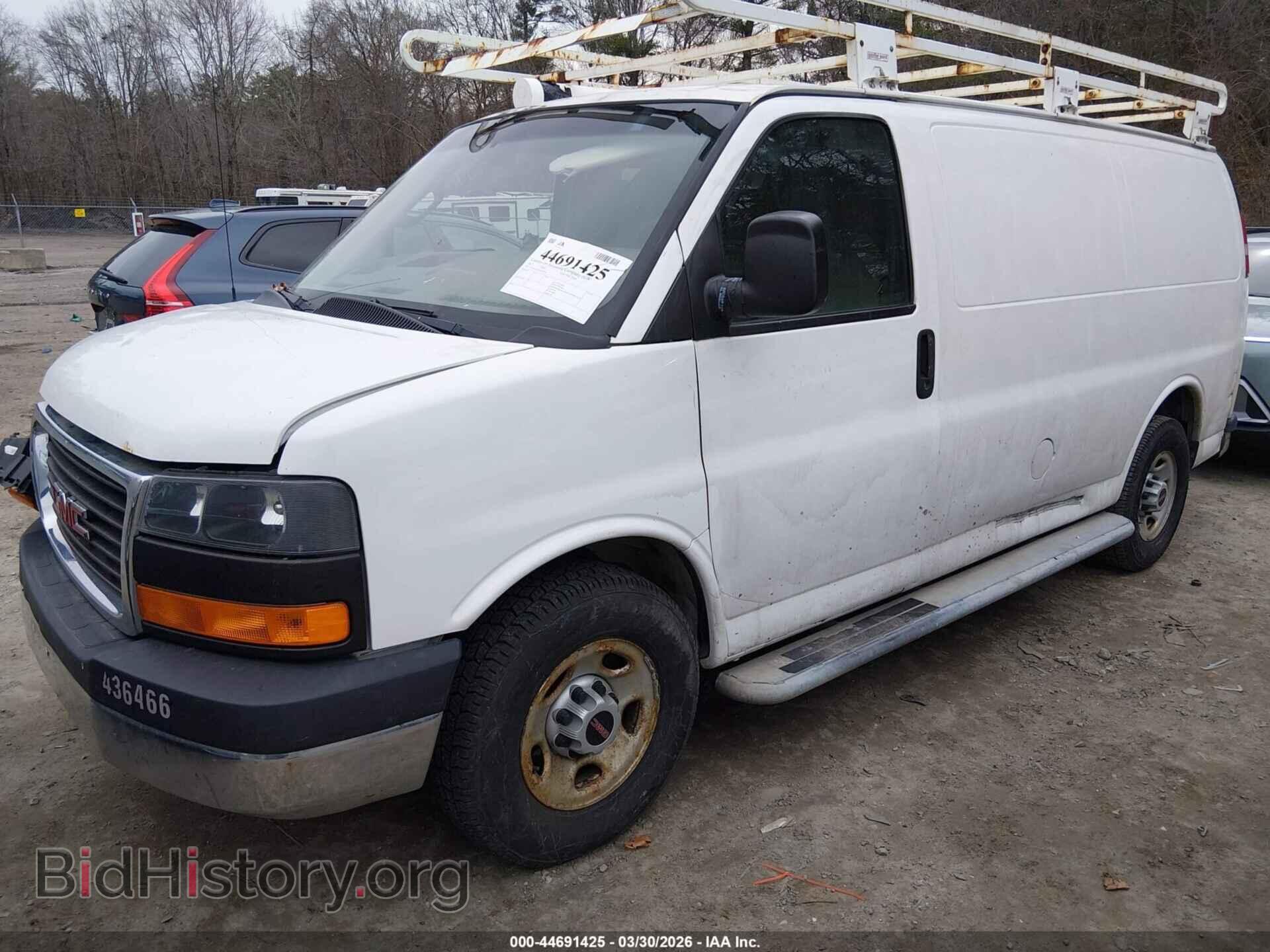 2017 GMC SAVANA 2500 - VIN: 1GTW7AFF5H1907520 - Фото 2