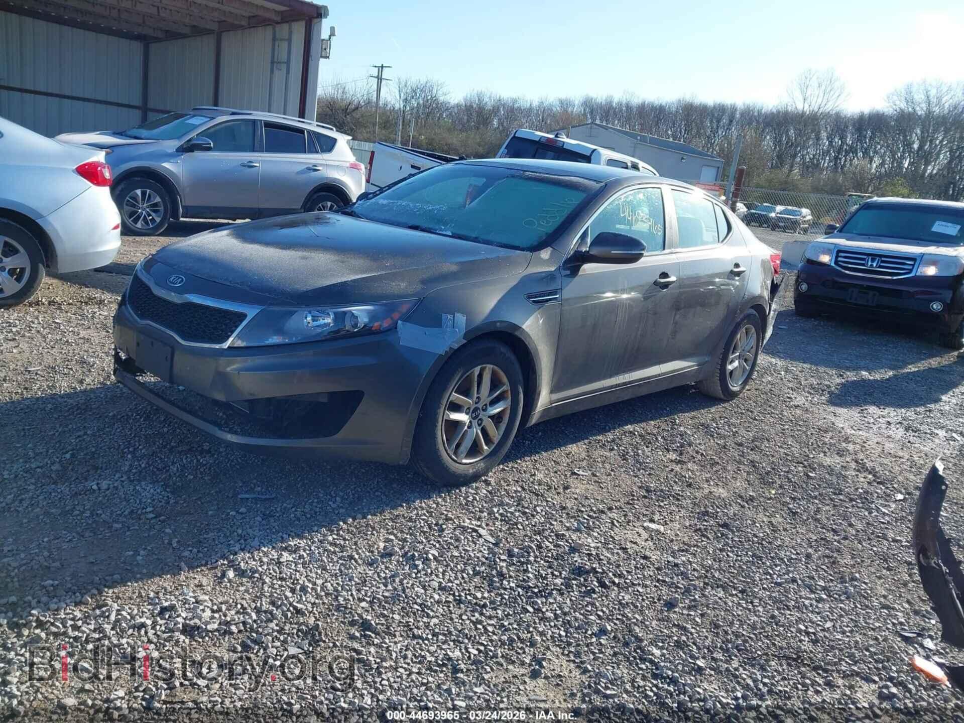 2011 KIA OPTIMA - VIN: KNAGM4A75B5075205 - Фото 2