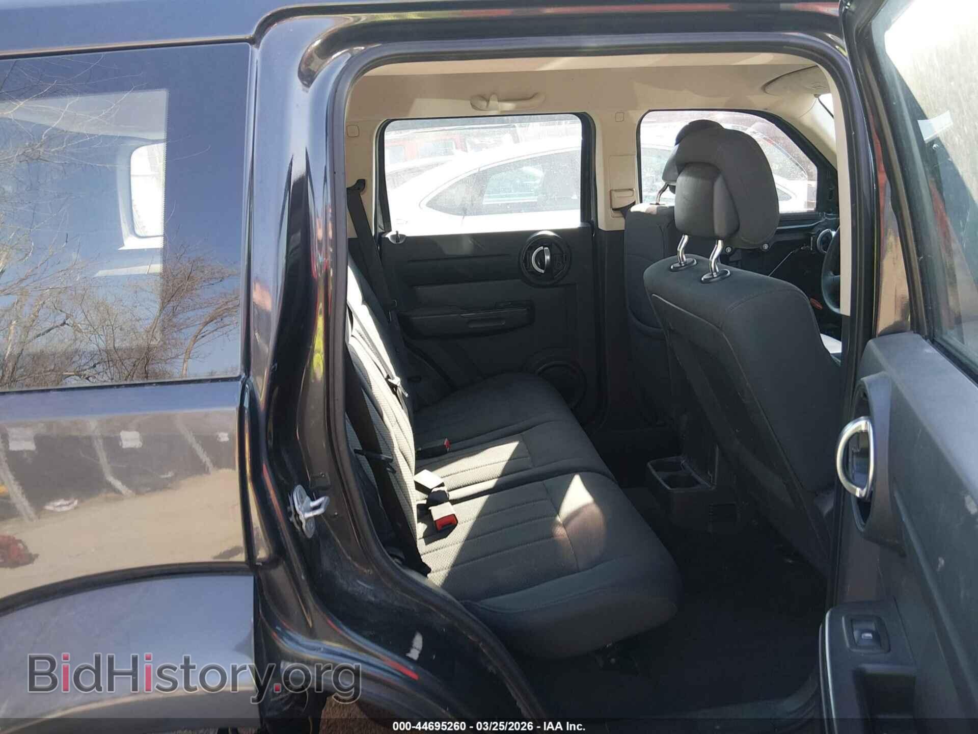 2011 DODGE NITRO - VIN: 1D4PU2GK6BW524732 - Photo 8