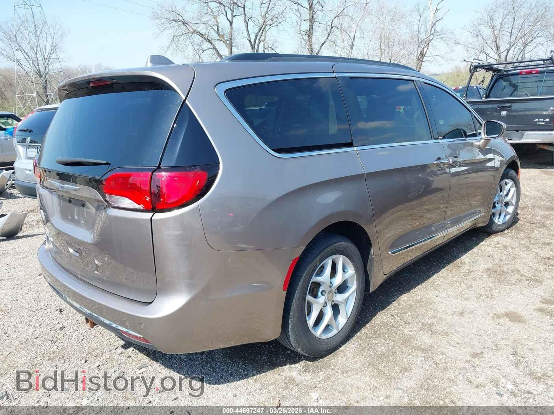 2017 CHRYSLER PACIFICA - VIN: 2C4RC1BG4HR610421 - Photo 4
