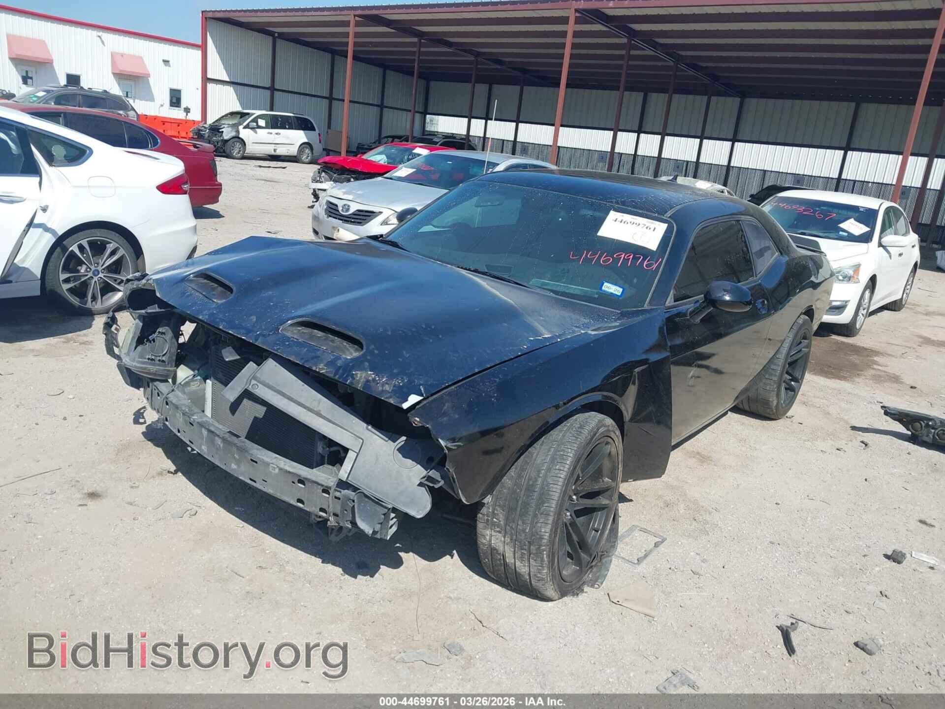 2015 DODGE CHALLENGER - VIN: 2C3CDZAT8FH758871 - Photo 2