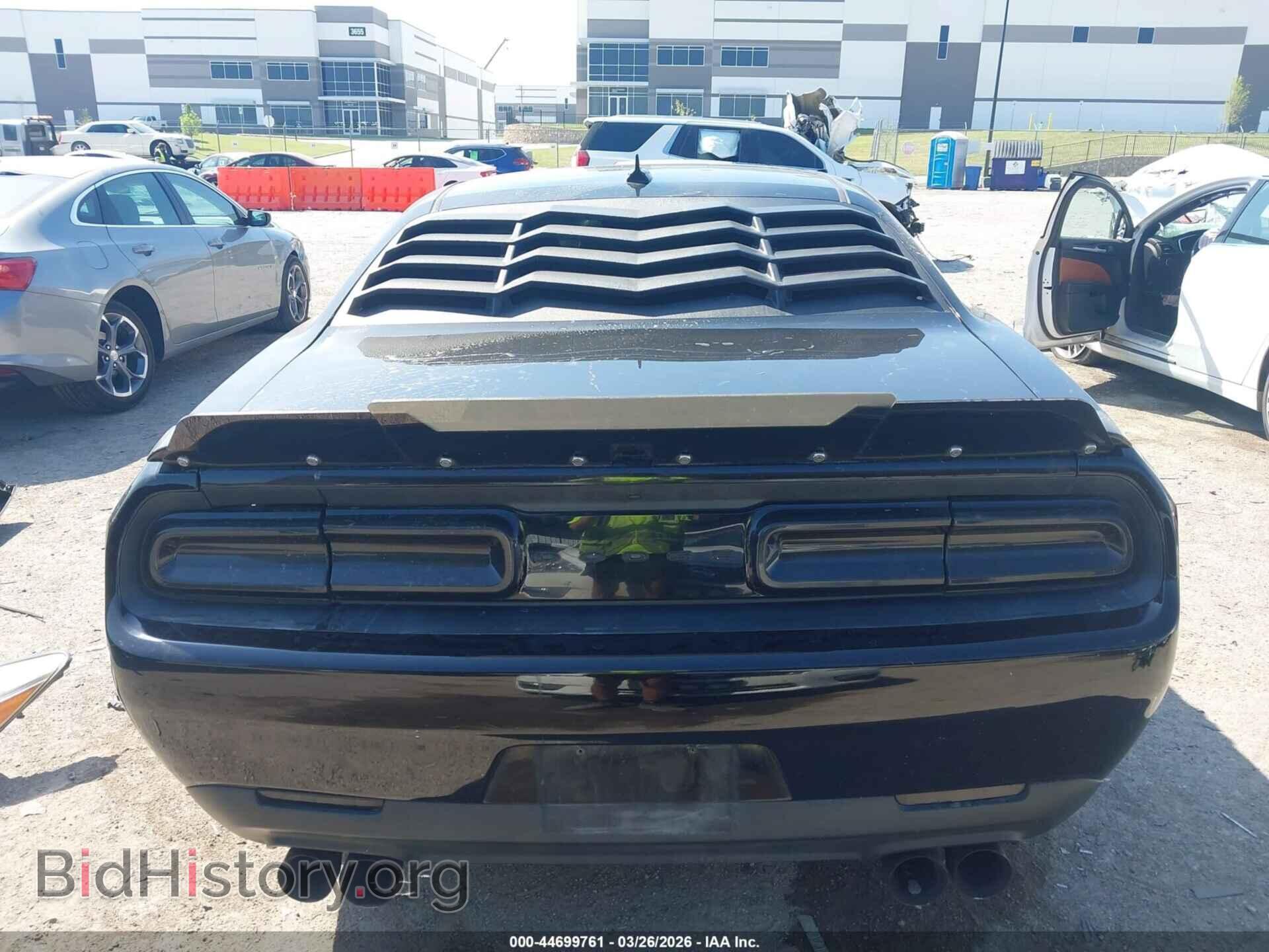 2015 DODGE CHALLENGER - VIN: 2C3CDZAT8FH758871 - Photo 16