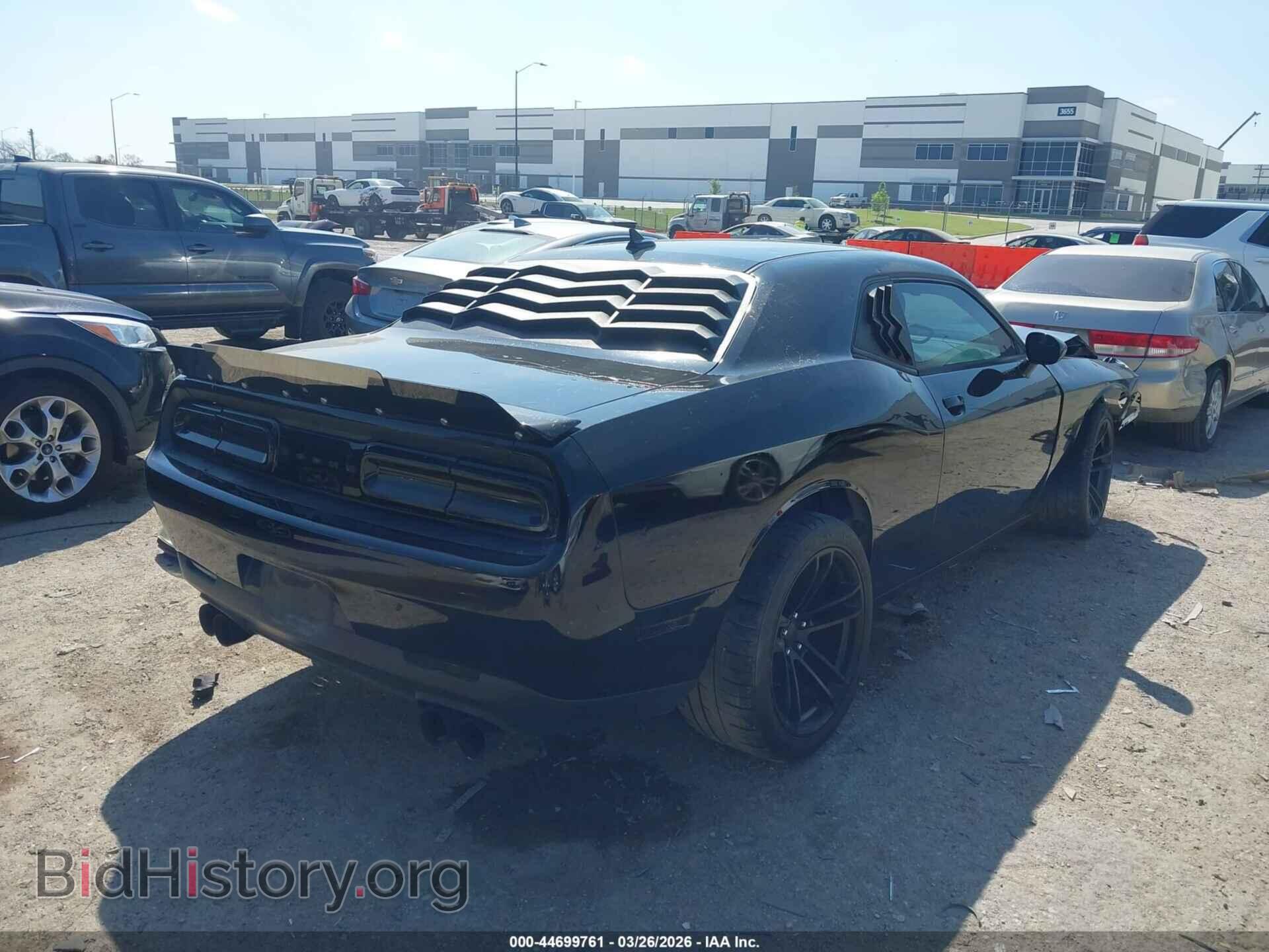 2015 DODGE CHALLENGER - VIN: 2C3CDZAT8FH758871 - Photo 4