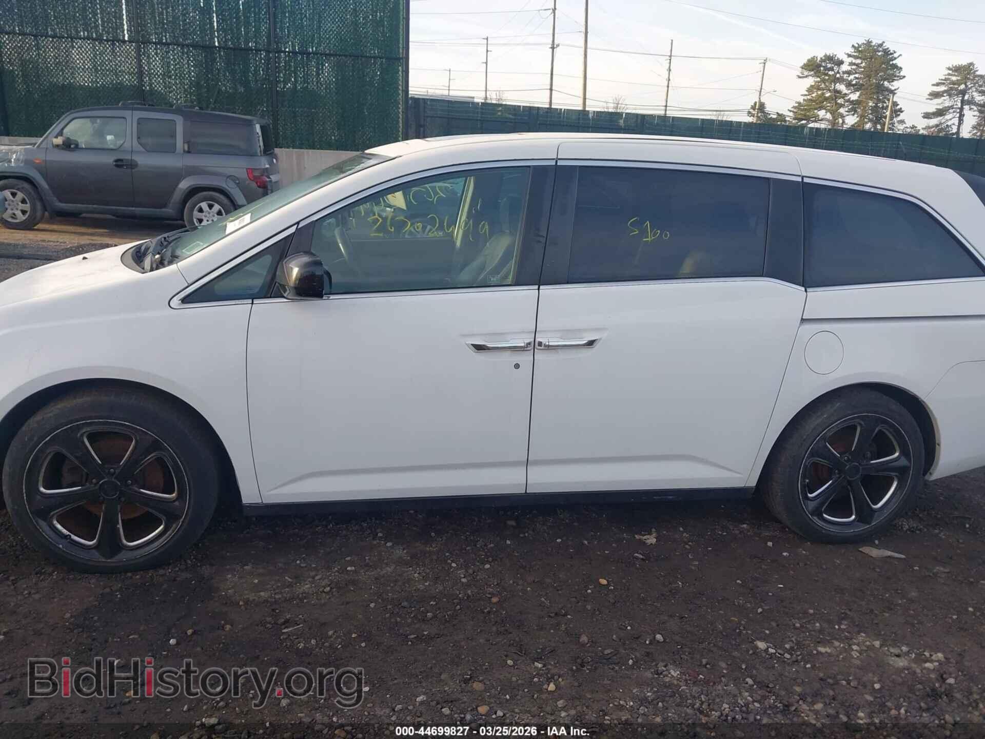 2011 HONDA ODYSSEY - VIN: 5FNRL5H67BB057403 - Фото 13