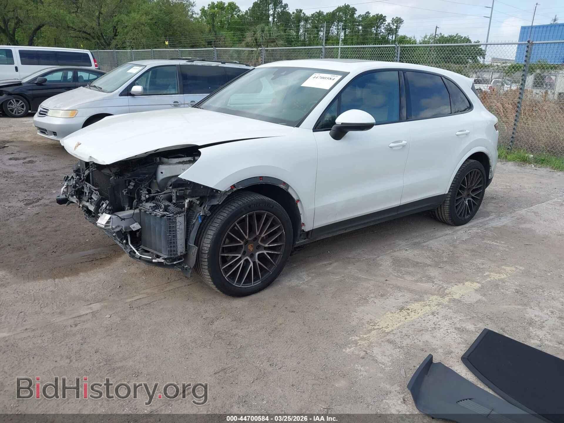 2019 PORSCHE CAYENNE - VIN: WP1AA2AY0KDA07381 - Фото 2