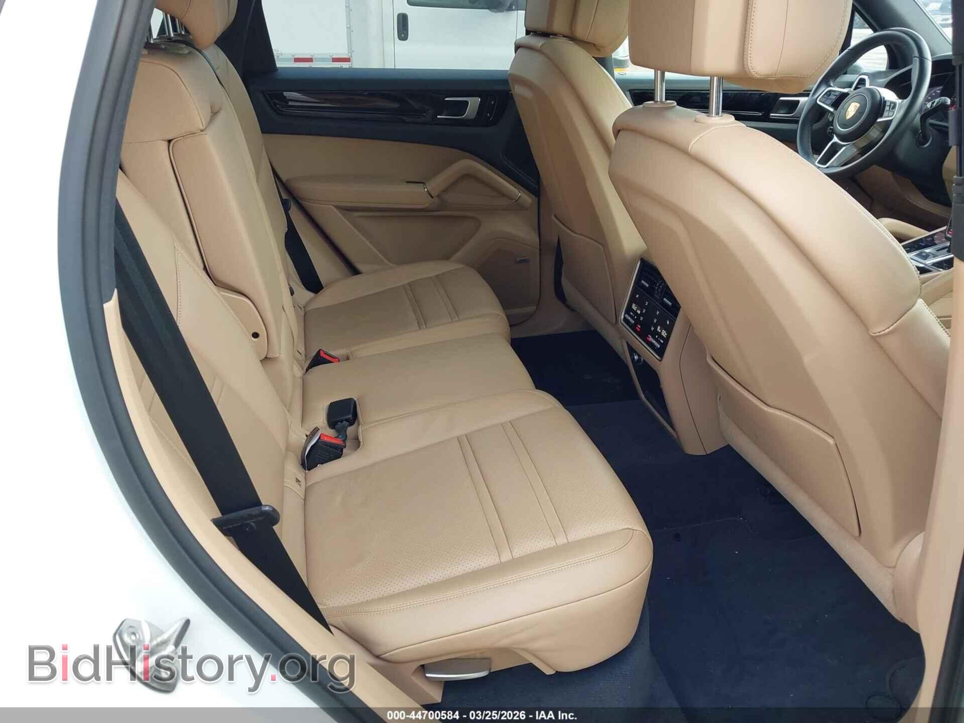 2019 PORSCHE CAYENNE - VIN: WP1AA2AY0KDA07381 - Фото 8