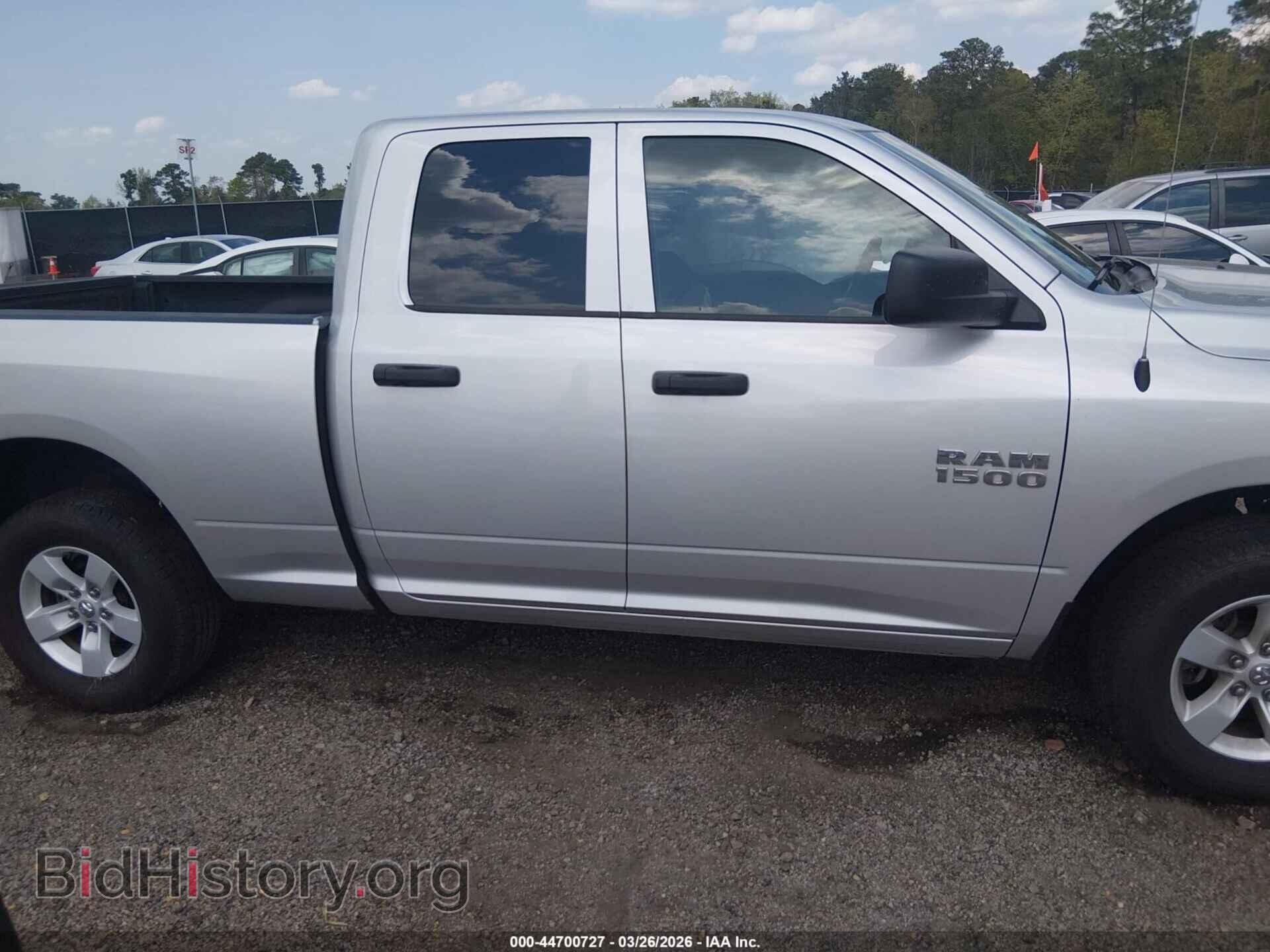 2018 RAM 1500 - VIN: 1C6RR6FG4JS299378 - Фото 13