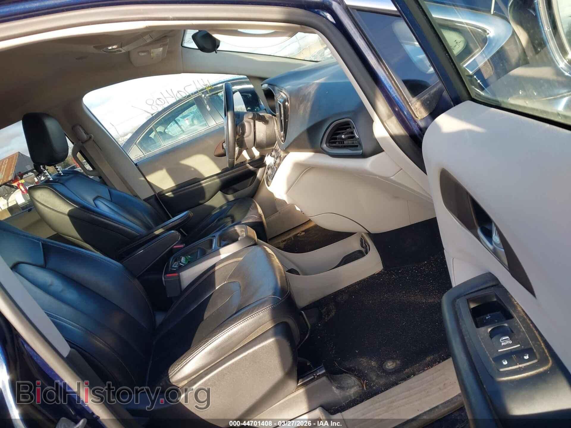 2017 CHRYSLER PACIFICA - VIN: 2C4RC1BGXHR744964 - Фото 5