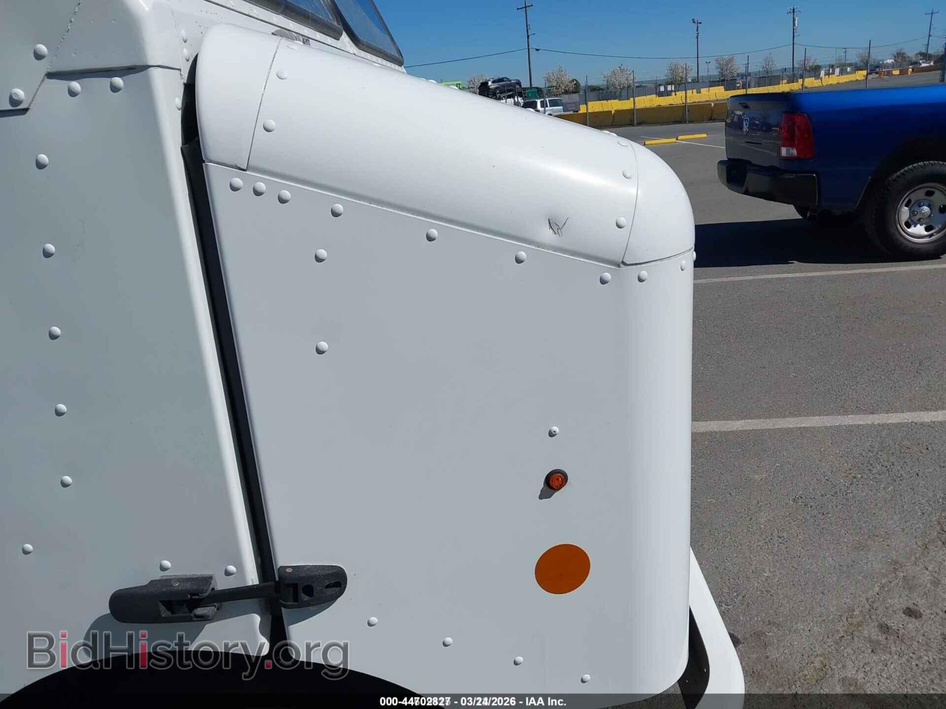 2014 FORD E-350 STRIPPED - VIN: 1FC3E3KL1EDB00406 - Photo 12