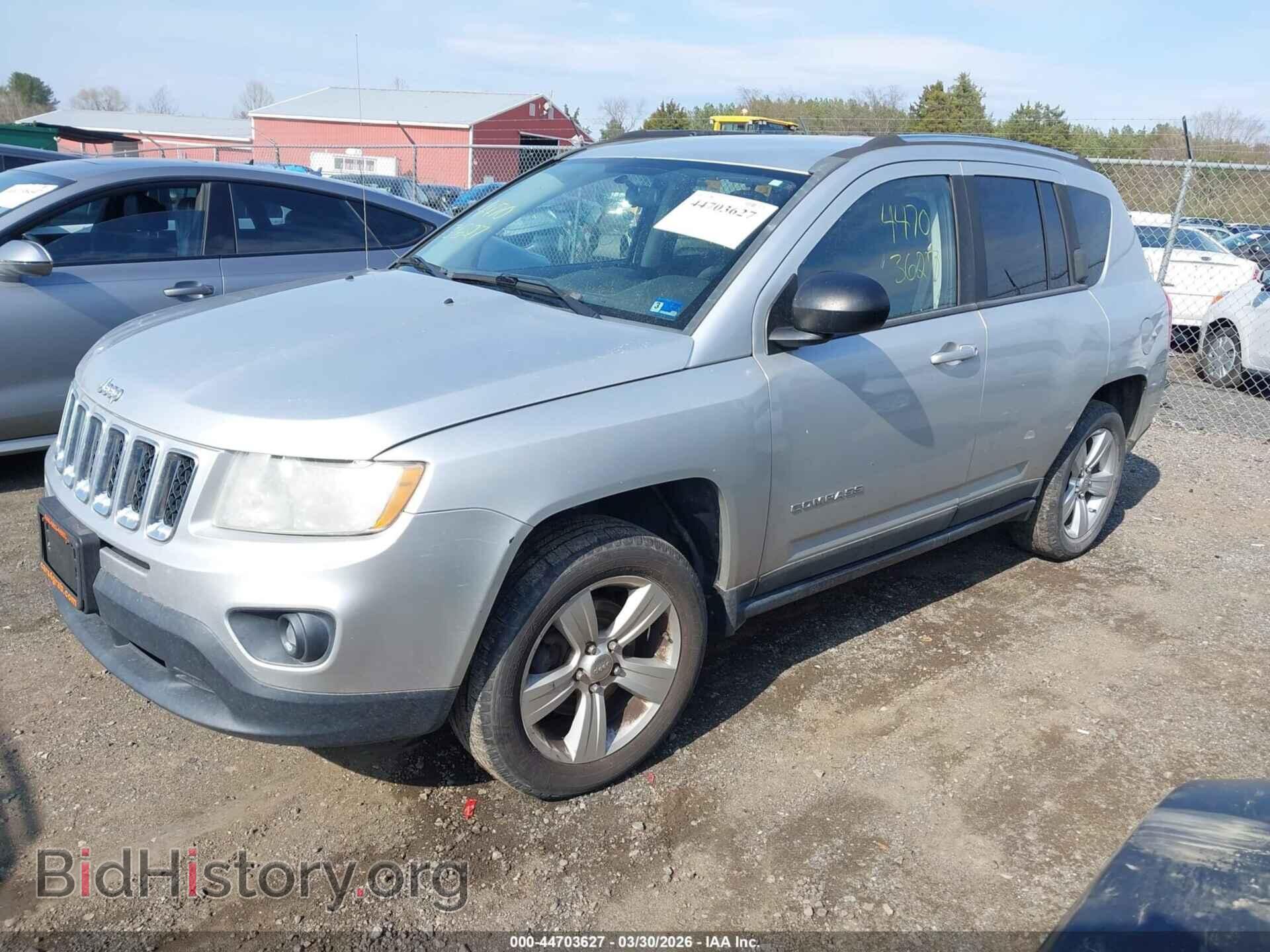 2011 JEEP COMPASS - VIN: 1J4NT1FAXBD248829 - Photo 2