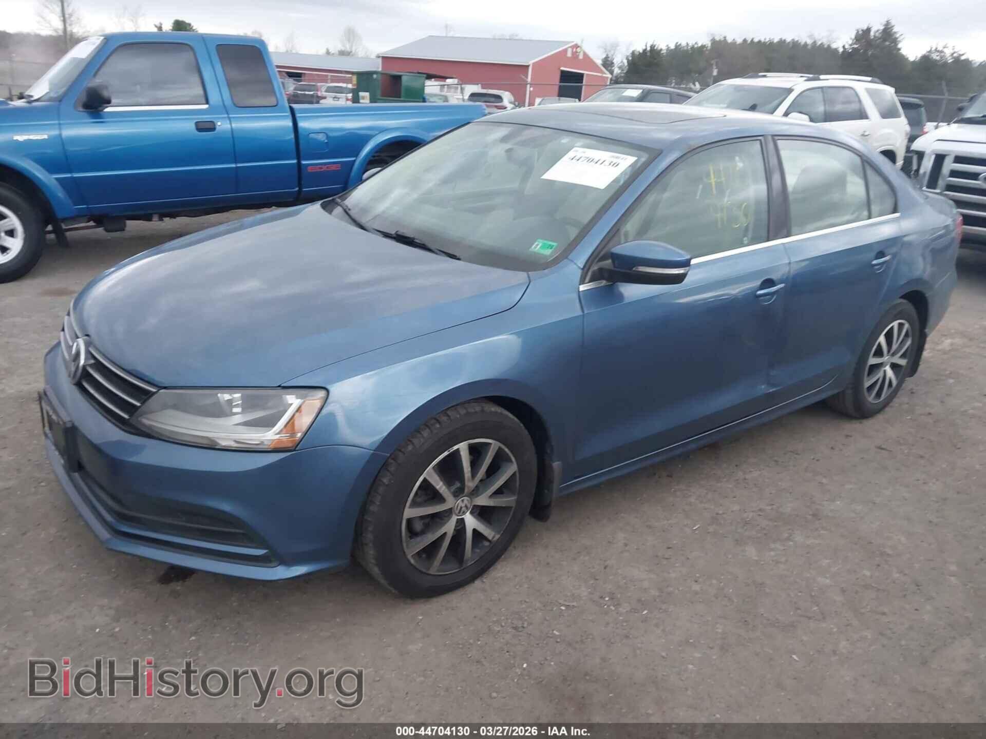 2017 VOLKSWAGEN JETTA - VIN: 3VWDB7AJ2HM238854 - Фото 2