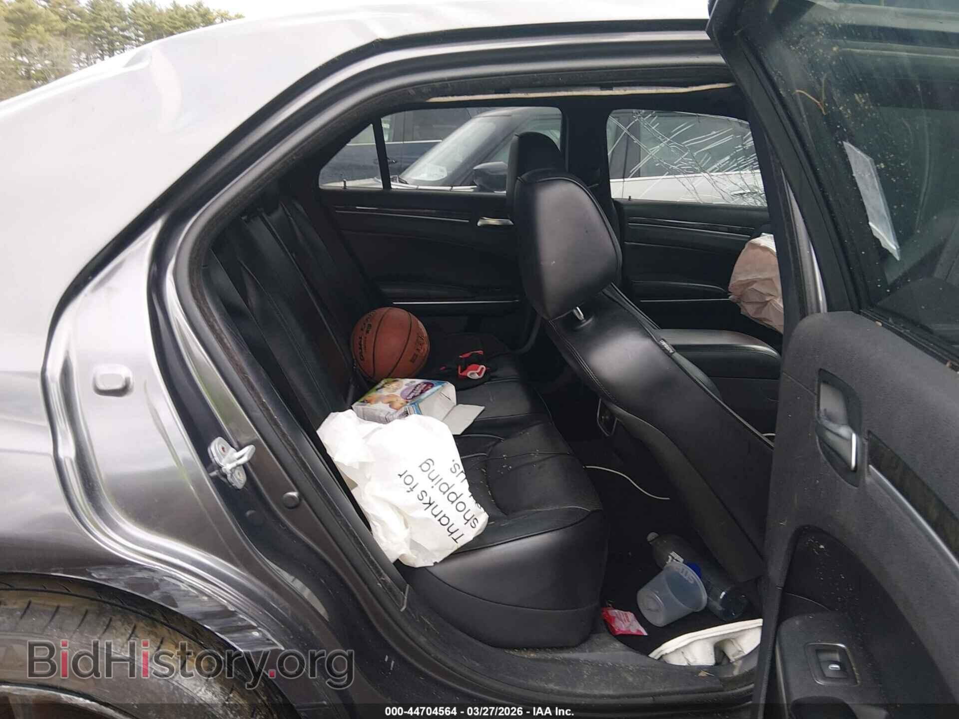 2014 CHRYSLER 300C - VIN: 2C3CCAET4EH117813 - Фото 8
