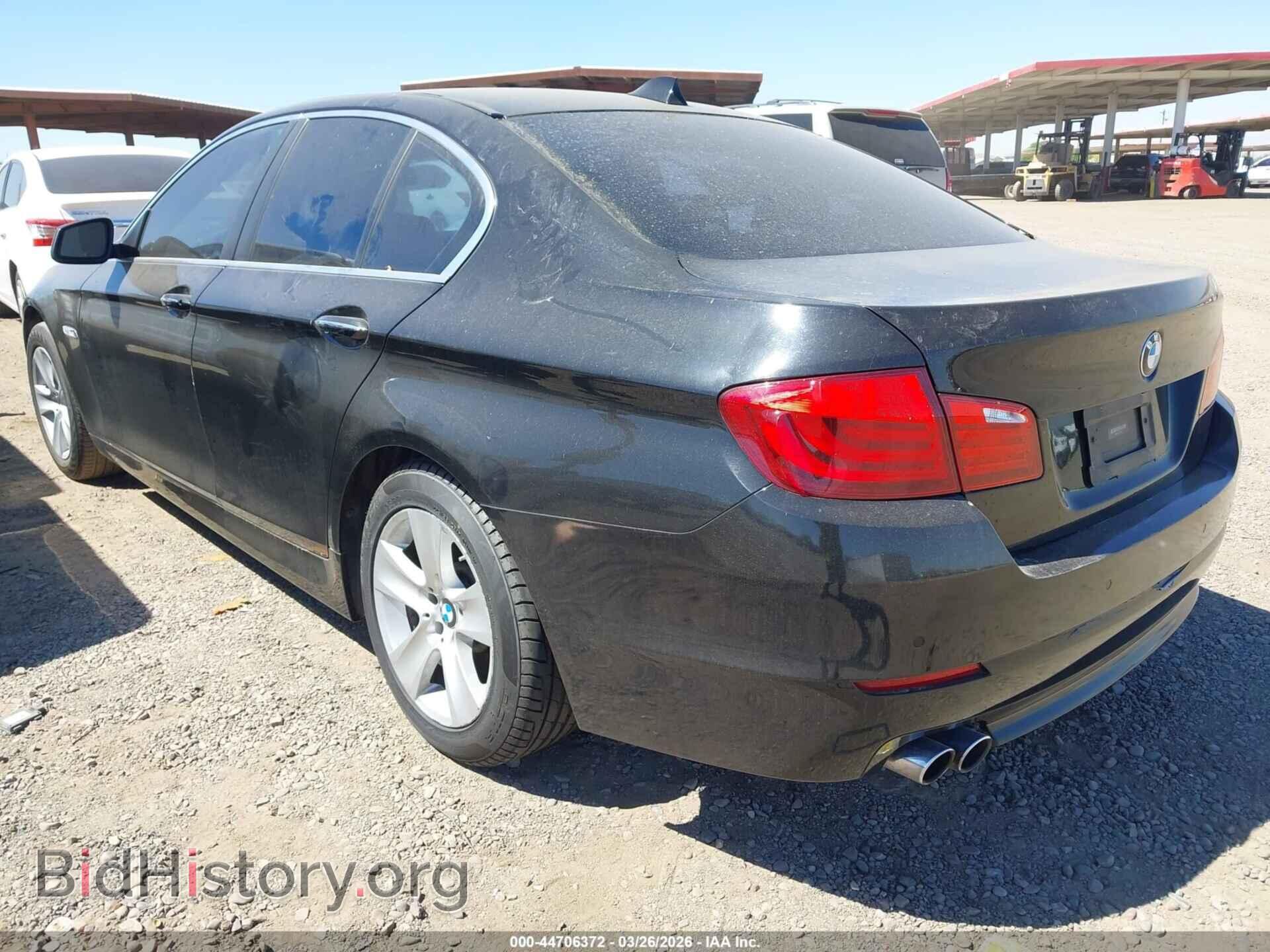 2012 BMW 528I - VIN: WBAXG5C59CDX04173 - Фото 3