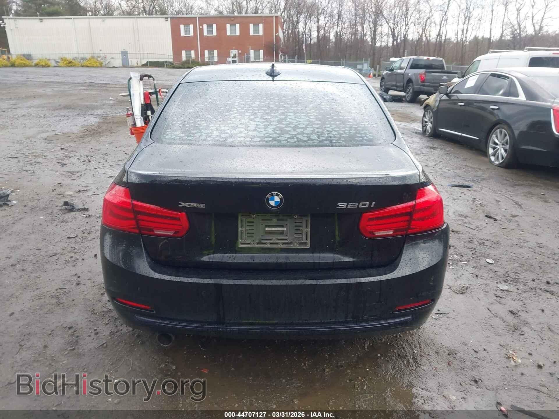 2016 BMW 320I - VIN: WBA8E5G52GNU21957 - Photo 16