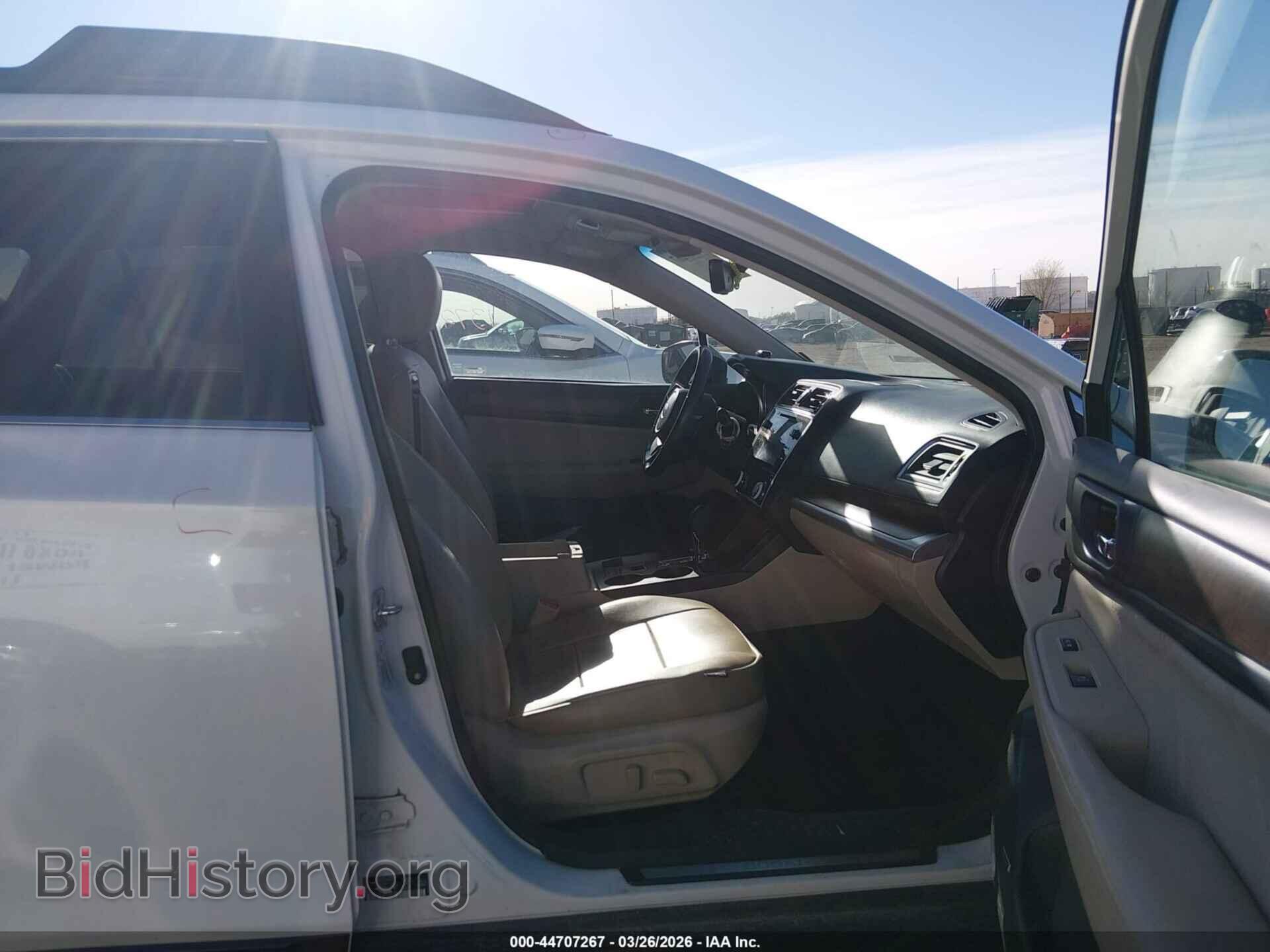 2018 SUBARU OUTBACK - VIN: 4S4BSENC7J3246817 - Фото 5