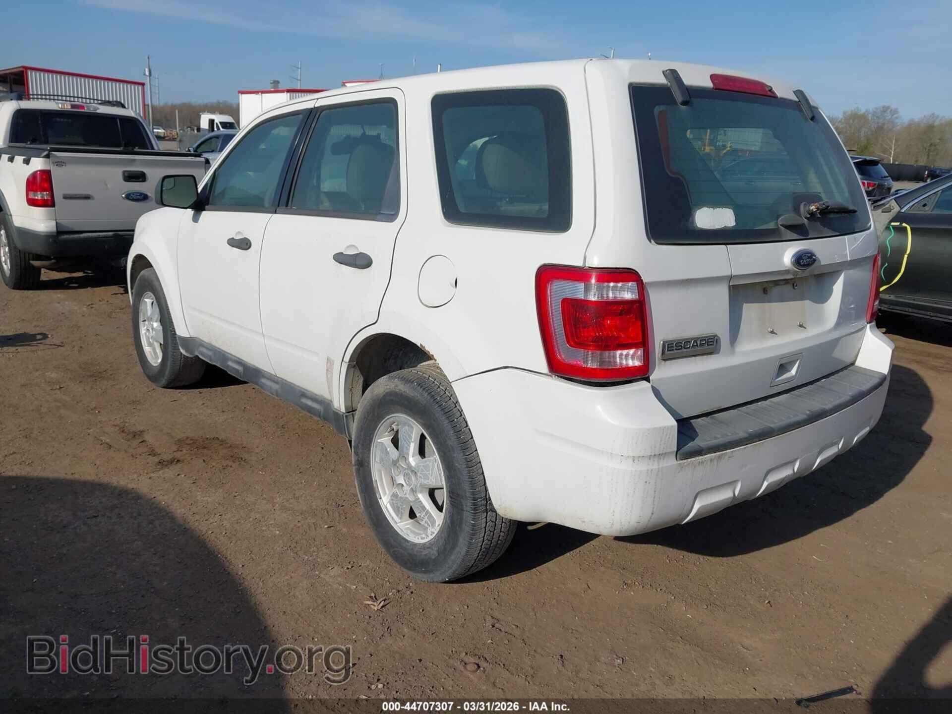 2012 FORD ESCAPE - VIN: 1FMCU0C77CKB81340 - Фото 3