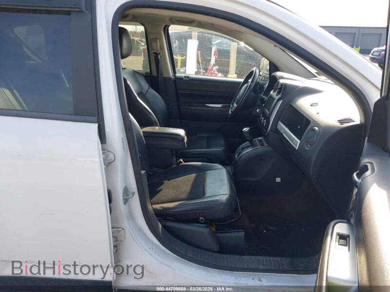 2014 Jeep COMPASS (VIN 1C4NJDEB8ED534237) — photo 5 of 11