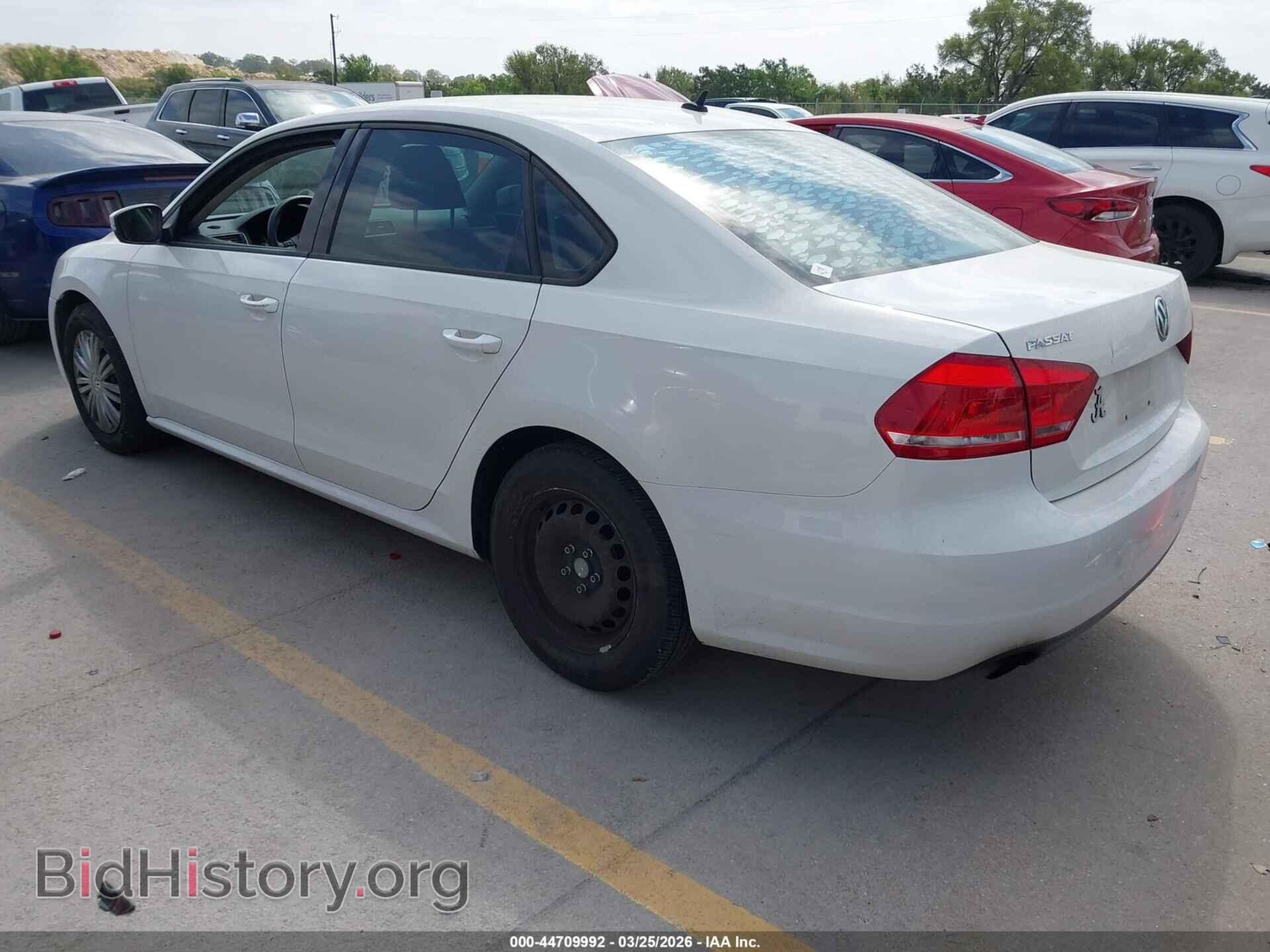 2015 VOLKSWAGEN PASSAT - VIN: 1VWAS7A33FC009151 - Фото 3
