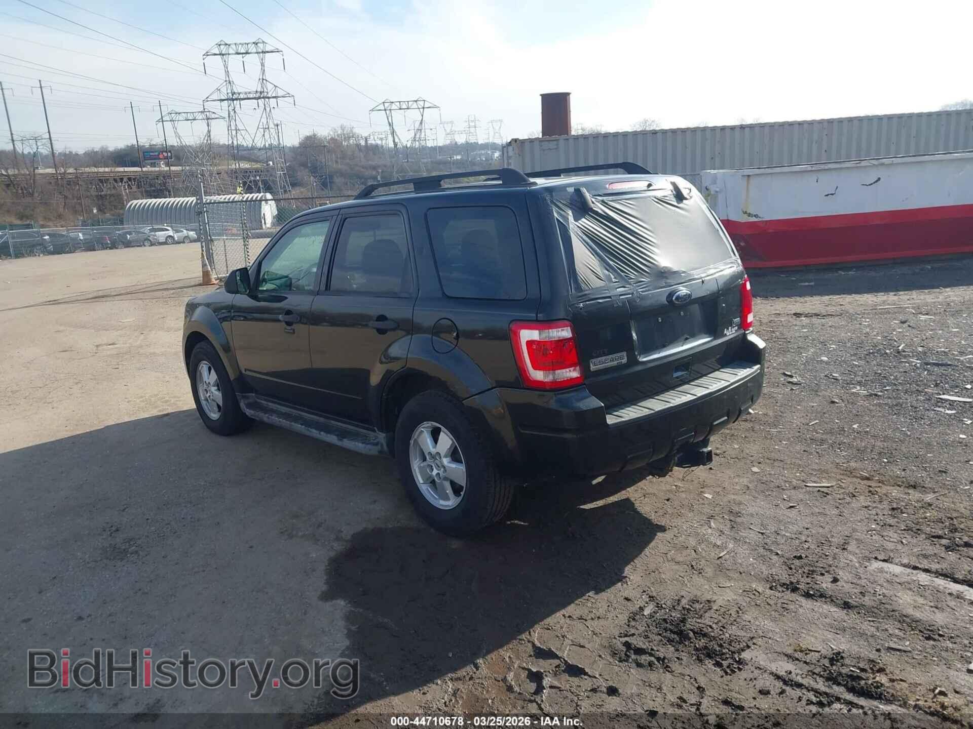2010 FORD ESCAPE - VIN: 1FMCU0DG7AKB10411 - Фото 3