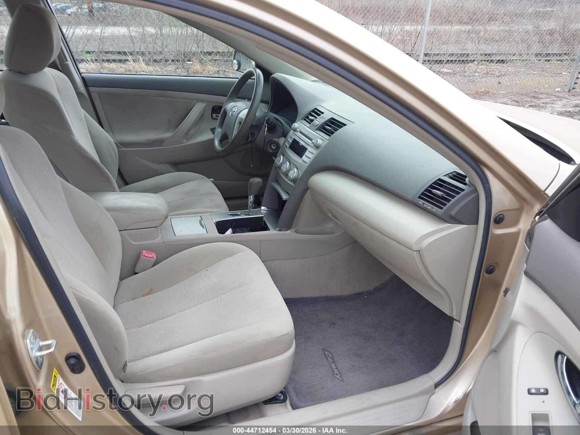 2011 TOYOTA CAMRY - VIN: 4T1BF3EK2BU223473 - Фото 5