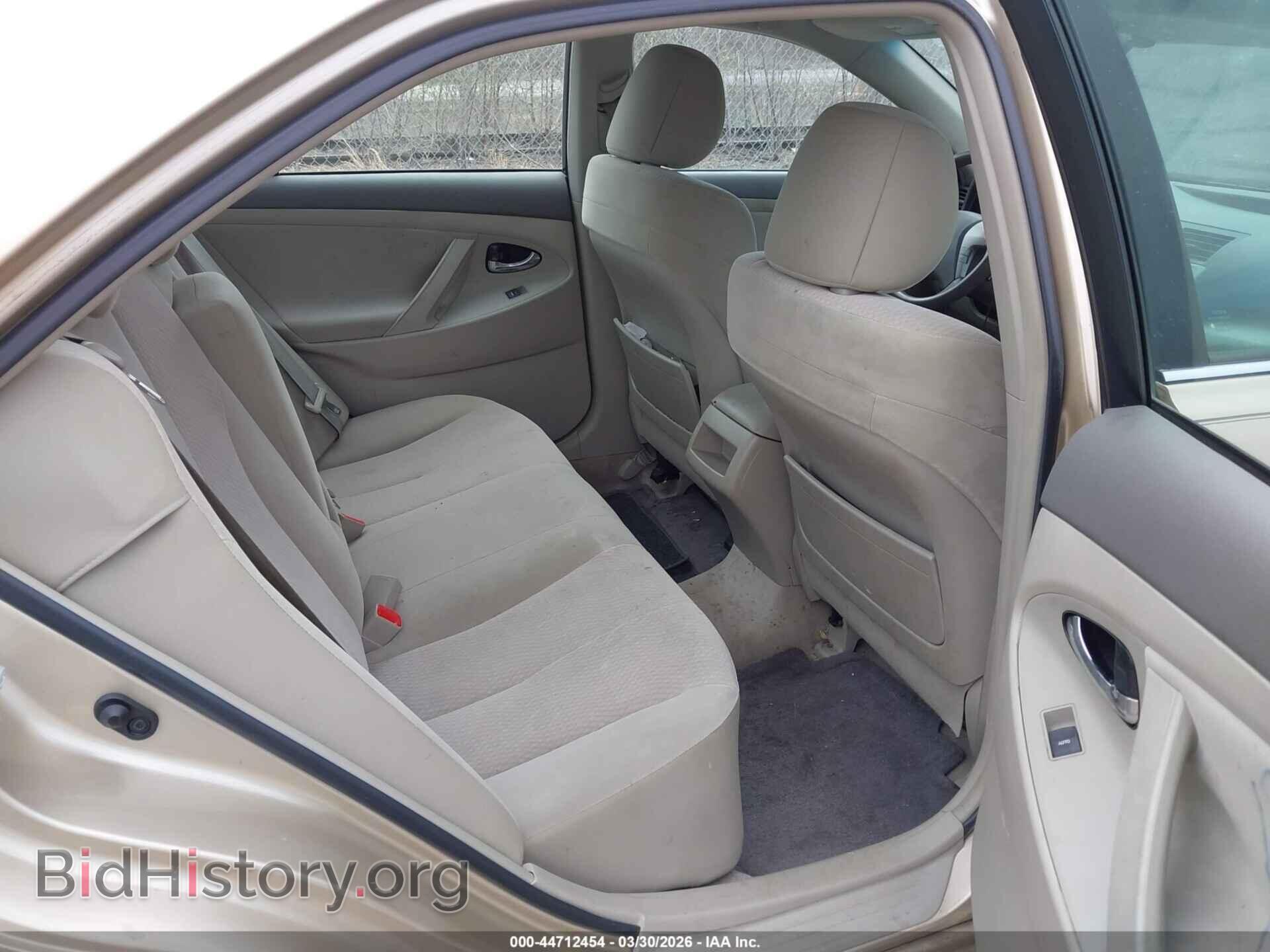 2011 TOYOTA CAMRY - VIN: 4T1BF3EK2BU223473 - Фото 8