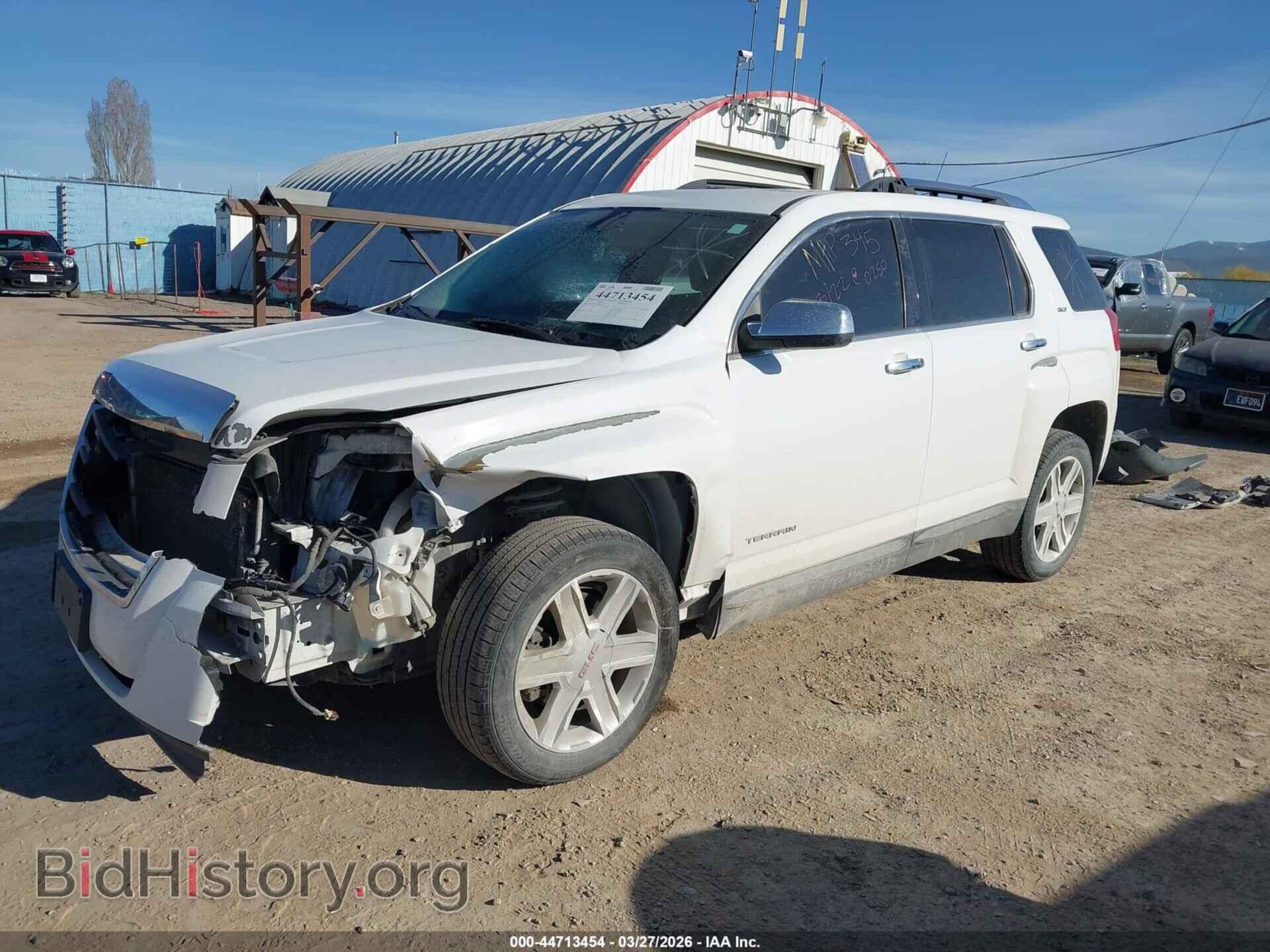 2011 GMC TERRAIN - VIN: 2CTFLXEC8B6446697 - Photo 2