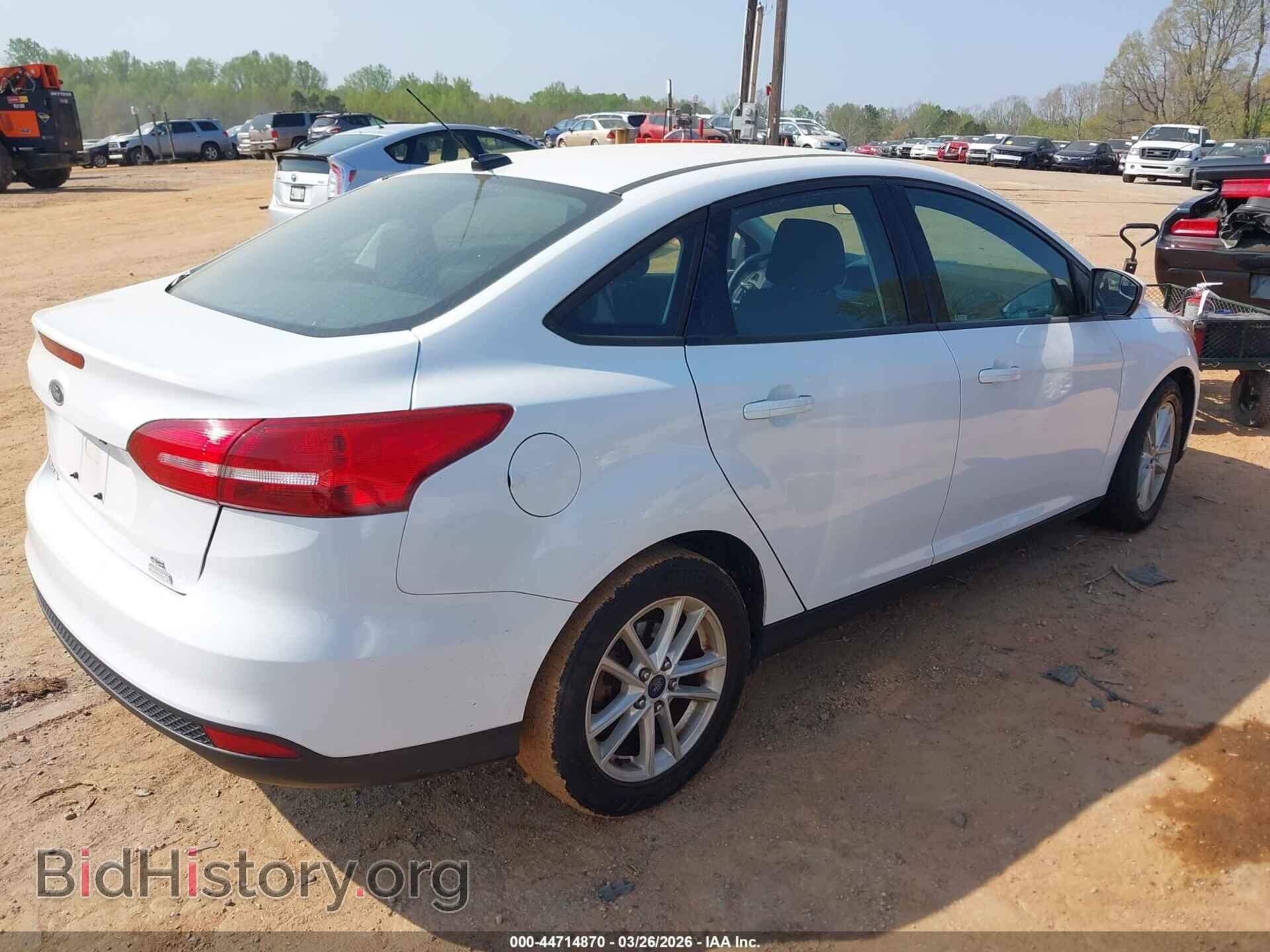 2018 FORD FOCUS - VIN: 1FADP3FE0JL304694 - Фото 4