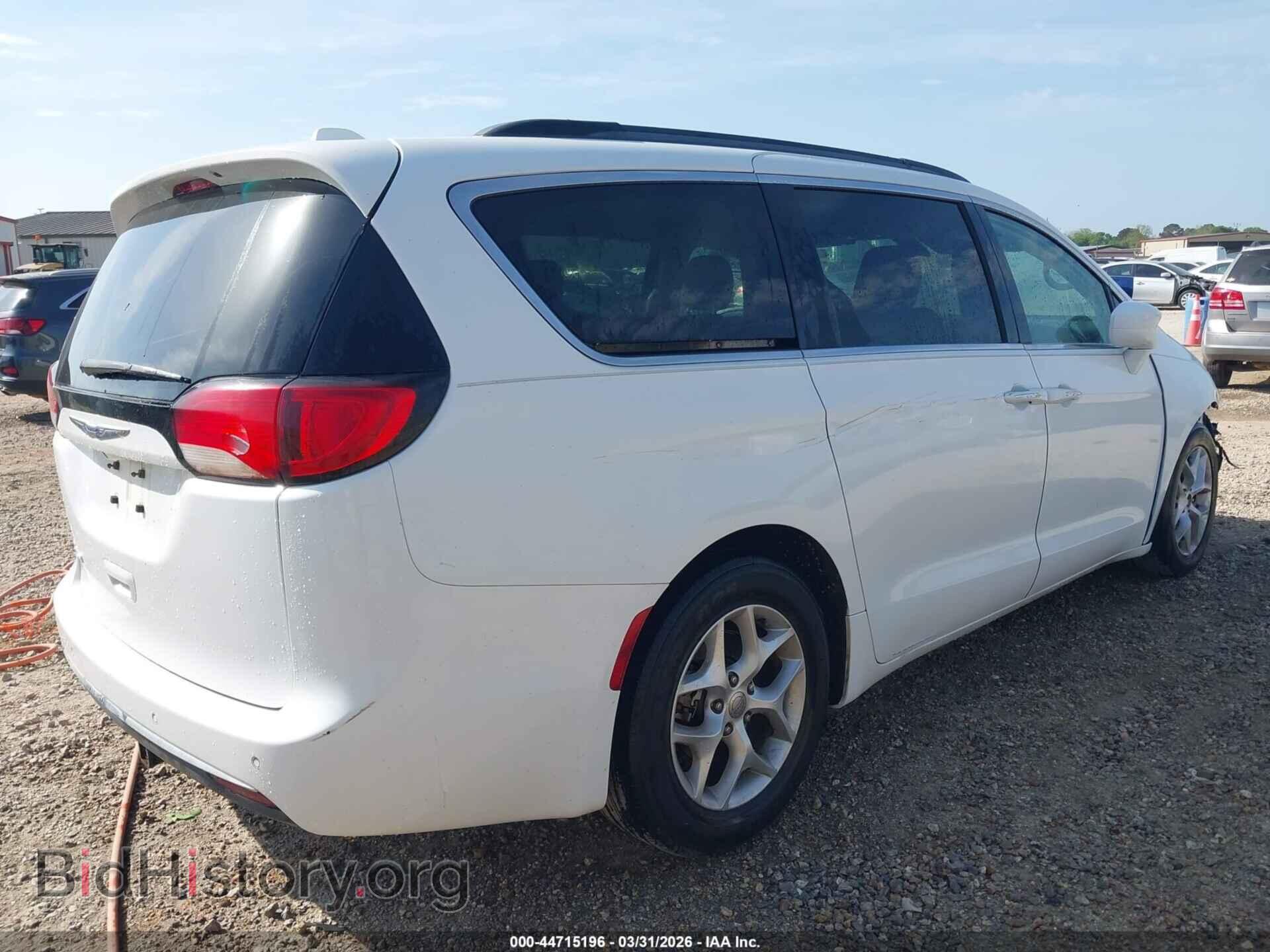 2018 CHRYSLER PACIFICA - VIN: 2C4RC1FGXJR133302 - Фото 4
