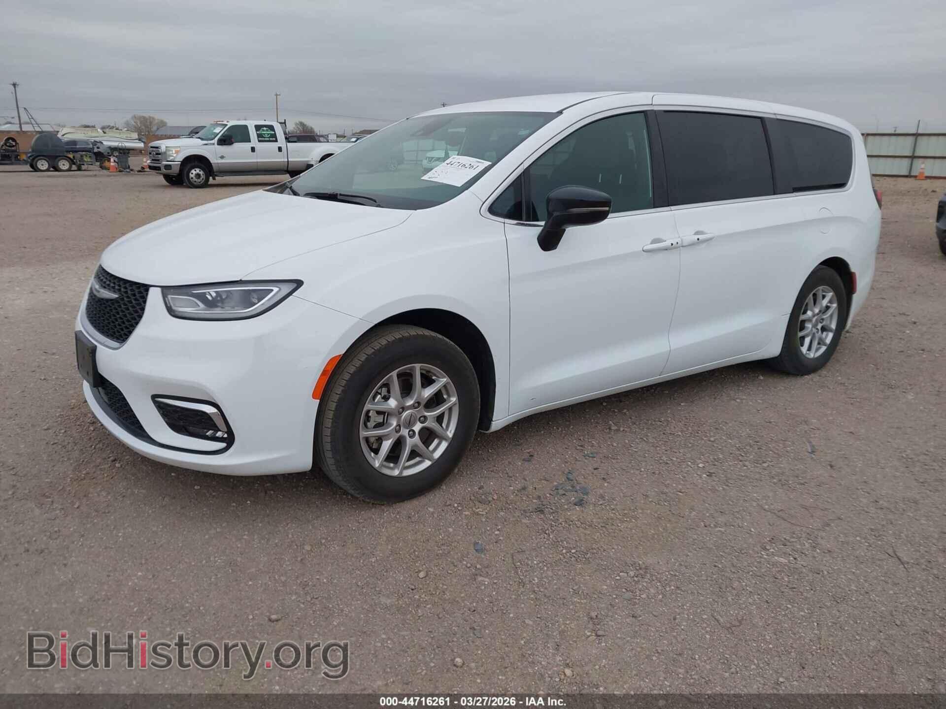 2025 CHRYSLER PACIFICA - VIN: 2C4RC1BG9SR531656 - Фото 2
