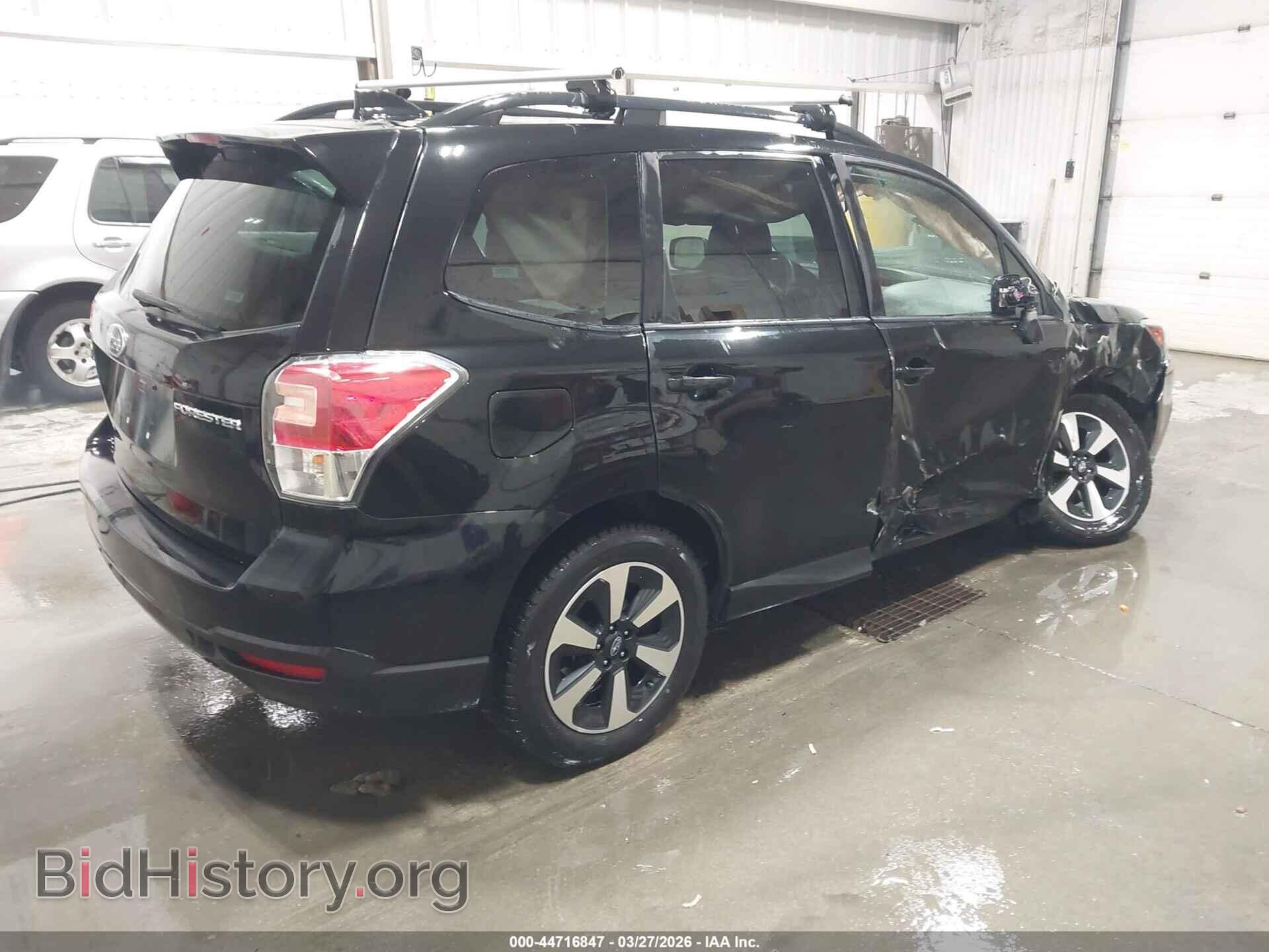 2018 SUBARU FORESTER - VIN: JF2SJAEC1JH558779 - Фото 4