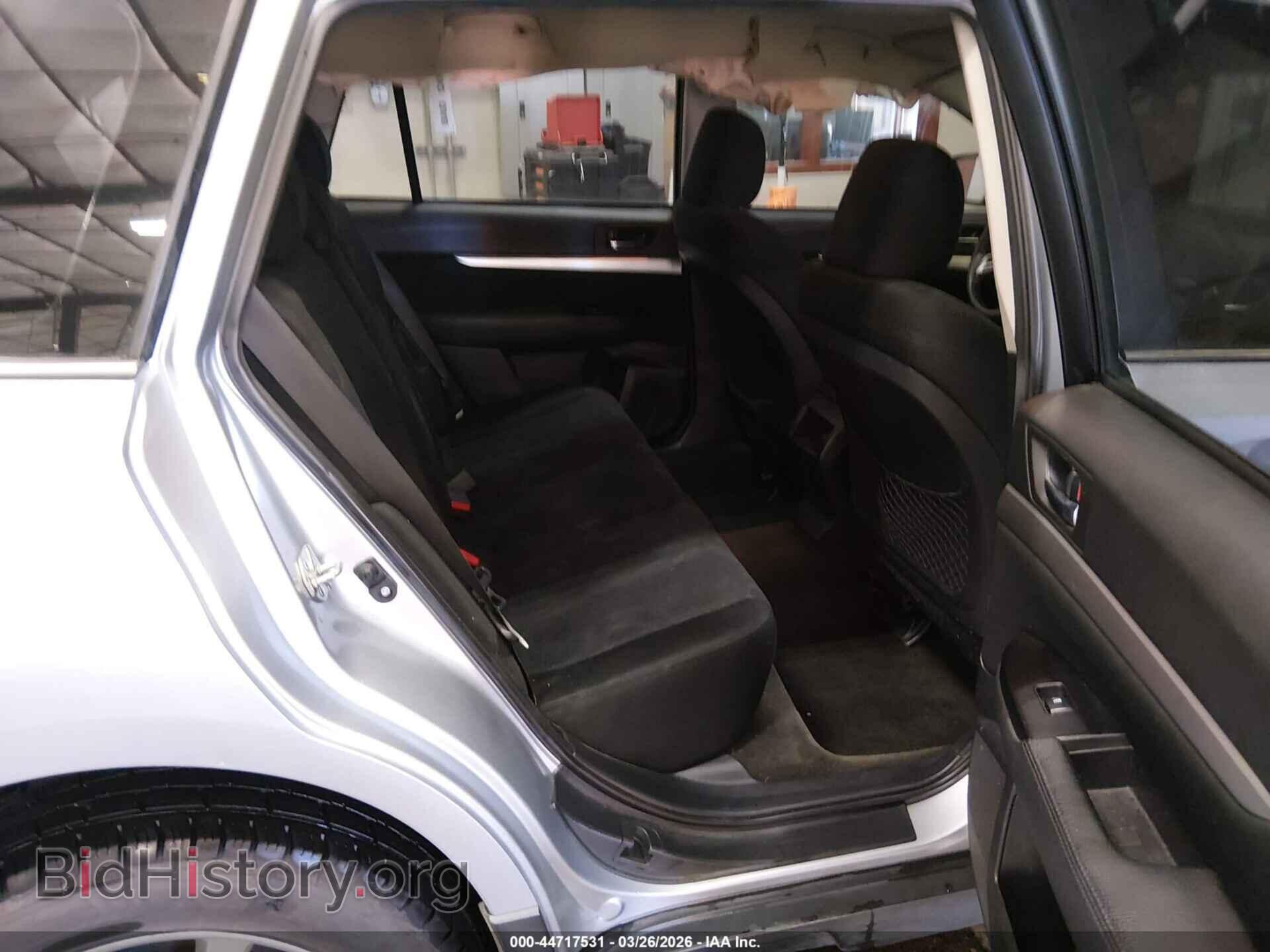 2014 SUBARU OUTBACK - VIN: 4S4BRBAC8E3271005 - Photo 8