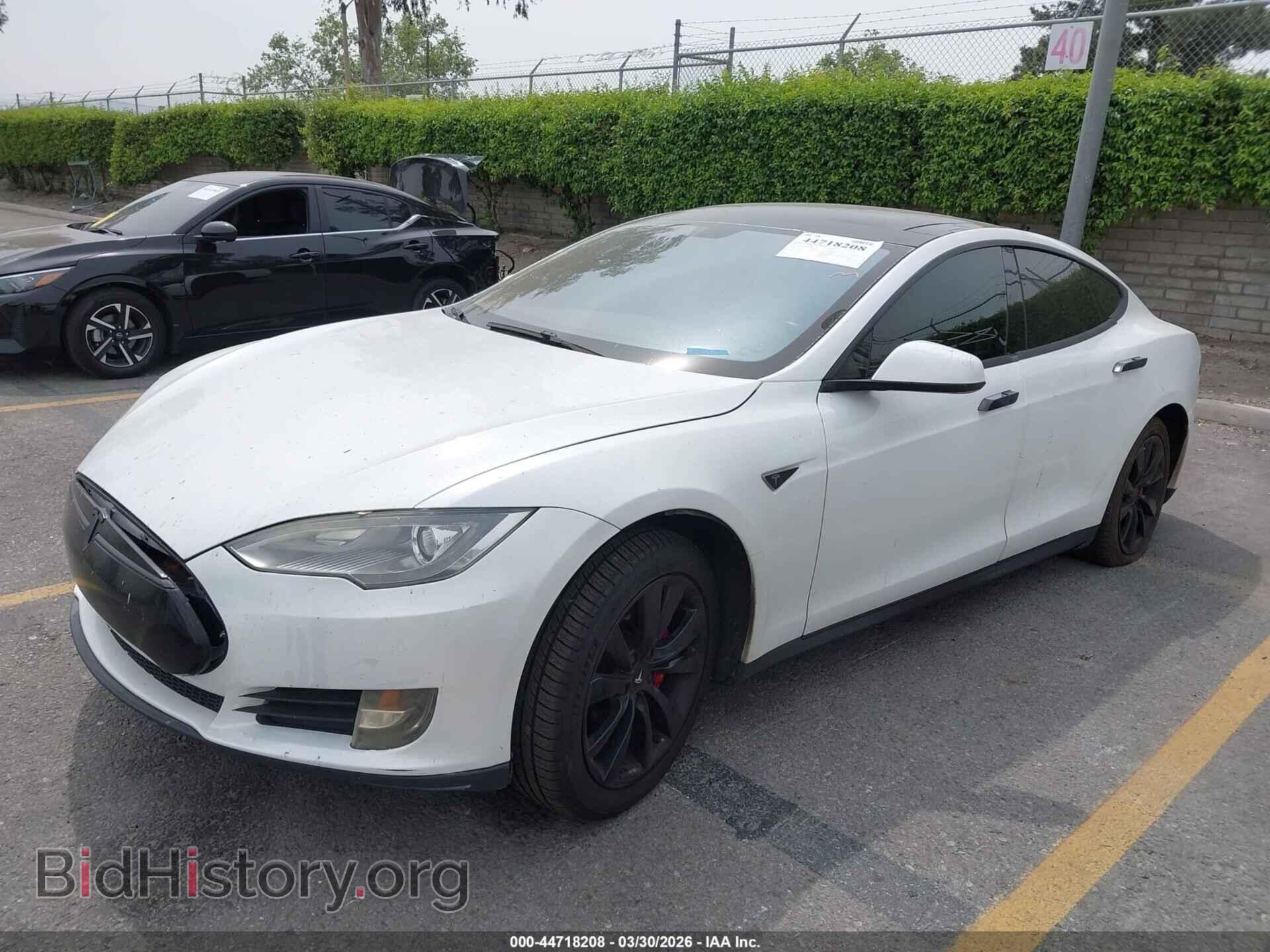 2013 TESLA MODEL S - VIN: 5YJSA1DP9DFP13098 - Фото 2