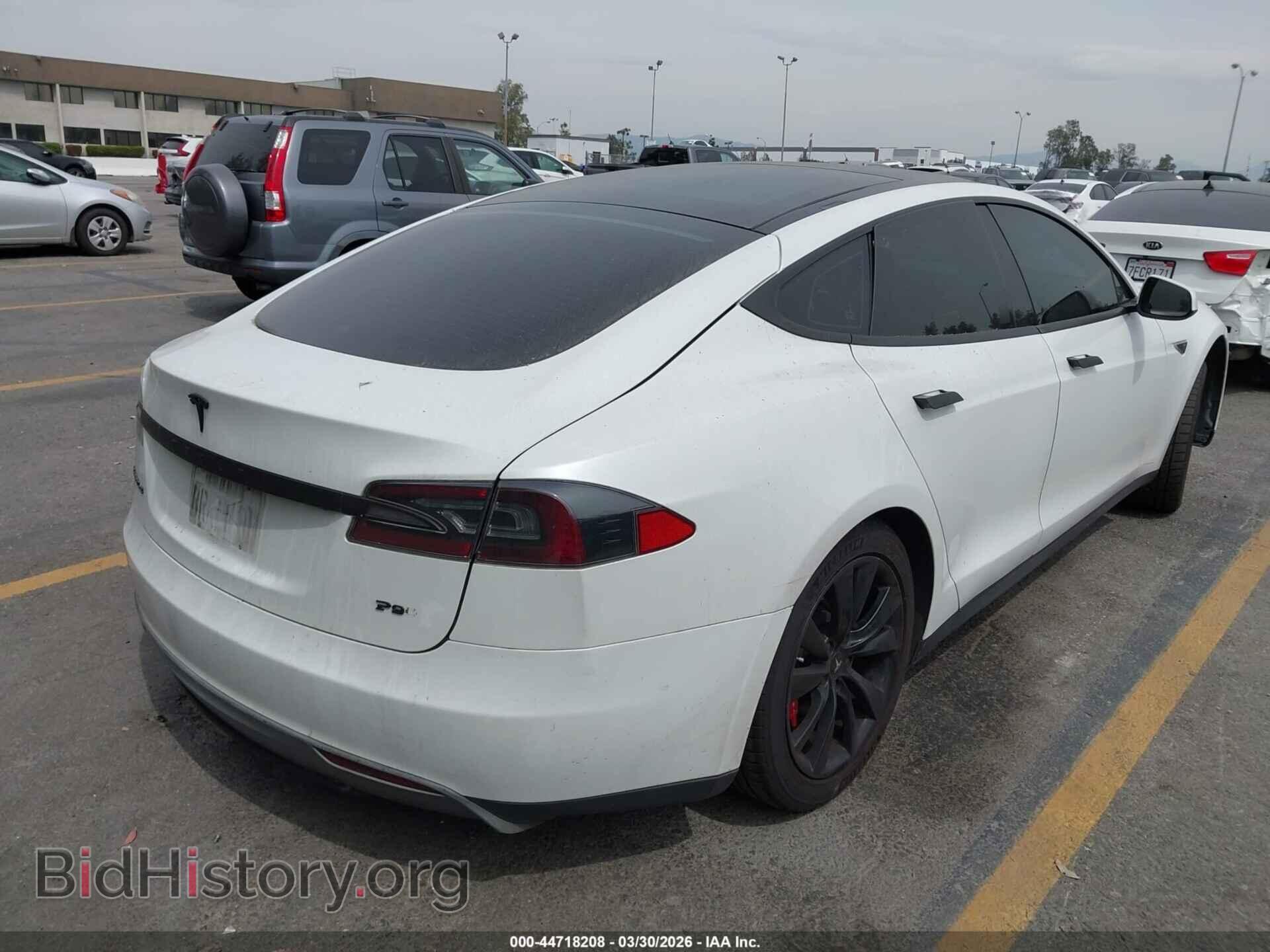 2013 TESLA MODEL S - VIN: 5YJSA1DP9DFP13098 - Фото 4