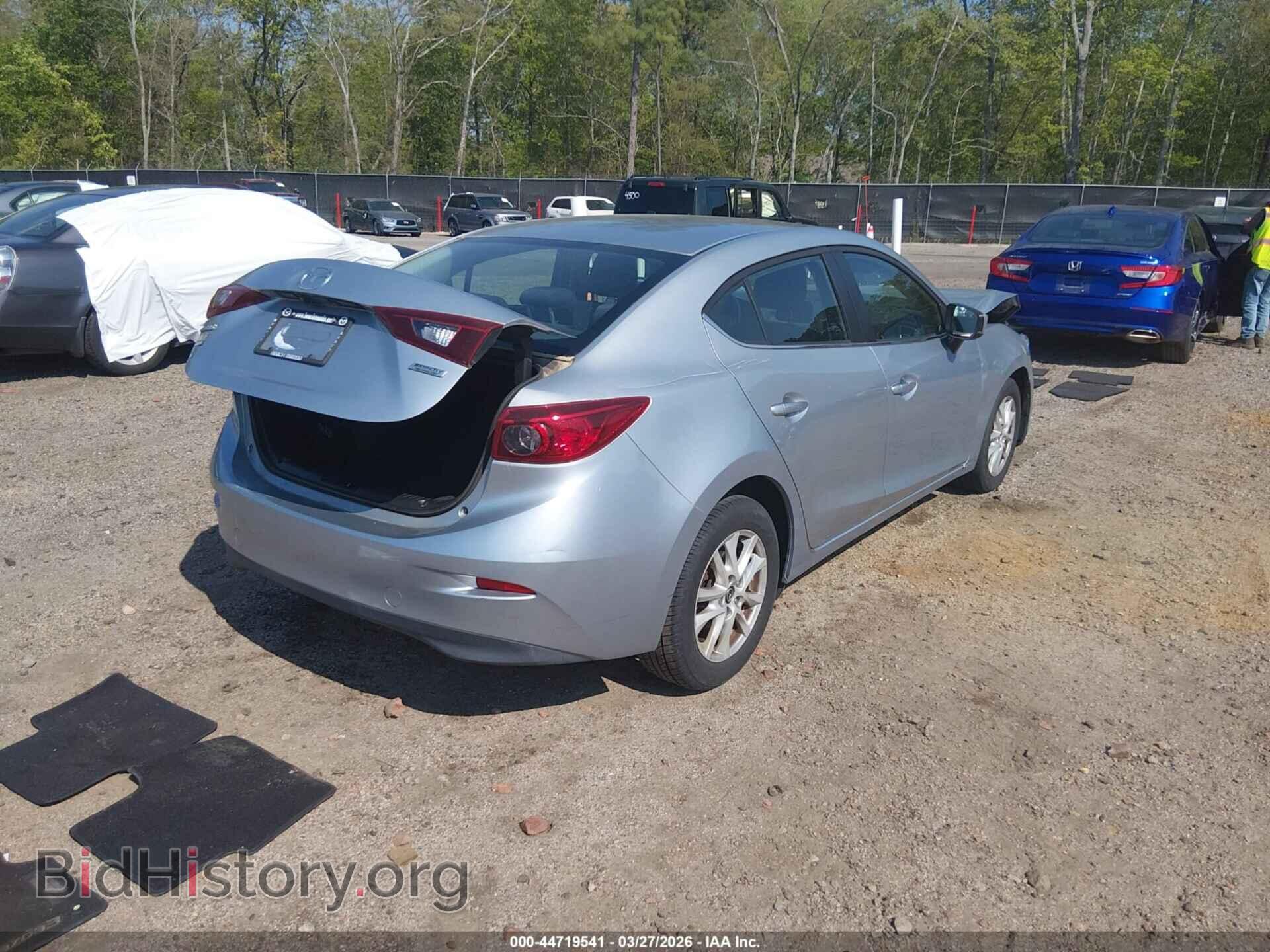 2017 MAZDA MAZDA3 - VIN: 3MZBN1U79HM107190 - Фото 4