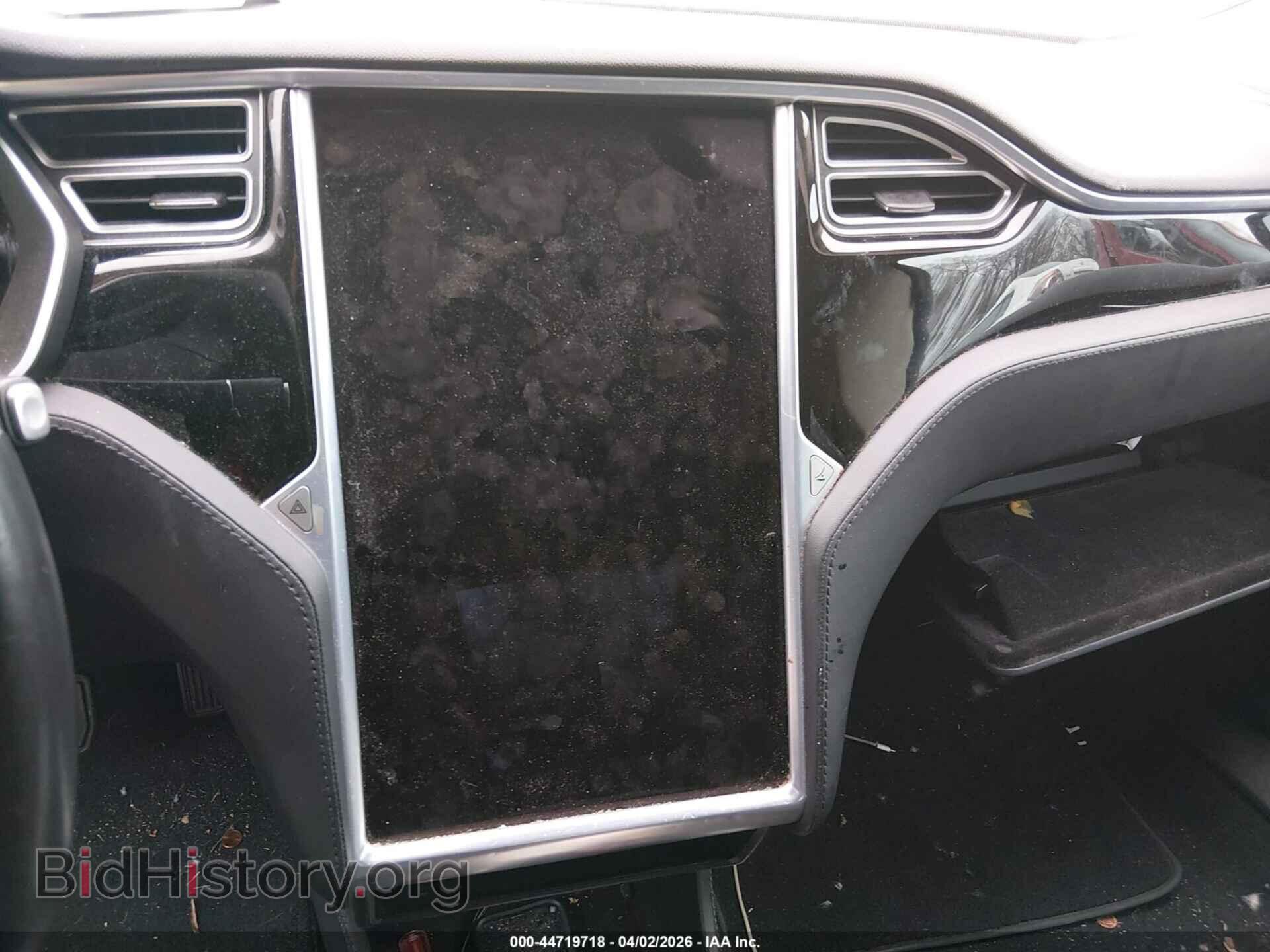 2014 TESLA MODEL S - VIN: 5YJSA1S19EFP52841 - Фото 16