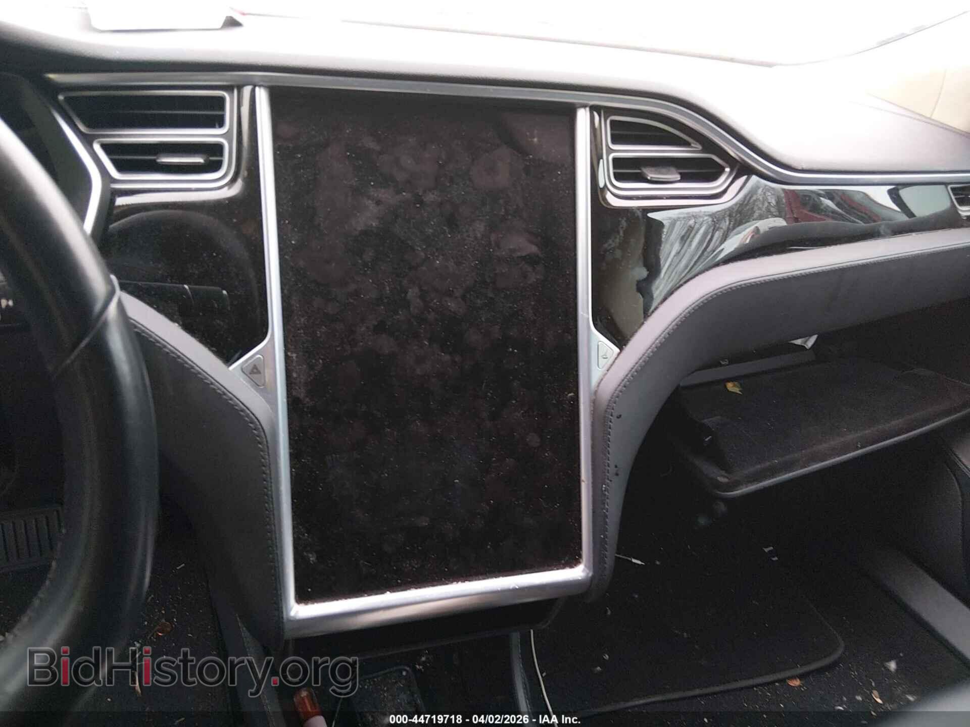 2014 TESLA MODEL S - VIN: 5YJSA1S19EFP52841 - Фото 17