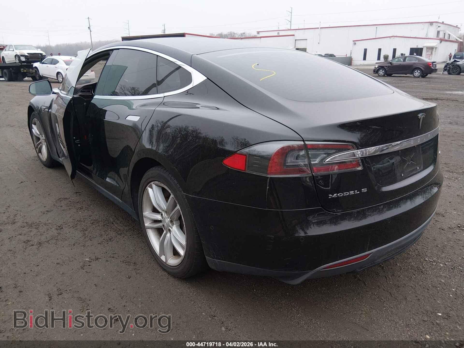 2014 TESLA MODEL S - VIN: 5YJSA1S19EFP52841 - Фото 3