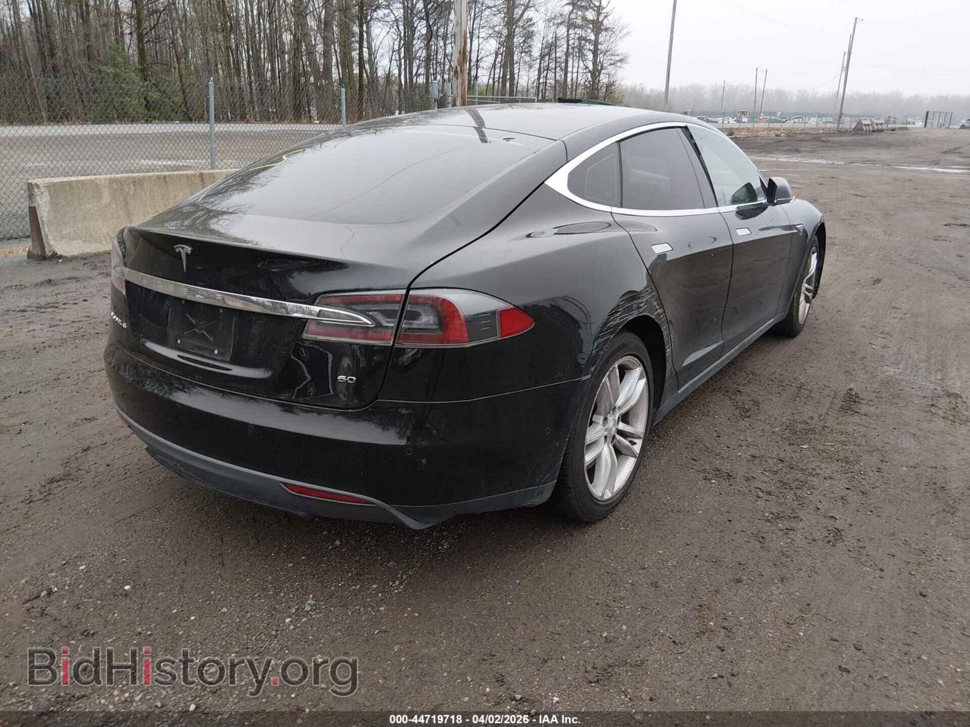 2014 TESLA MODEL S - VIN: 5YJSA1S19EFP52841 - Фото 4