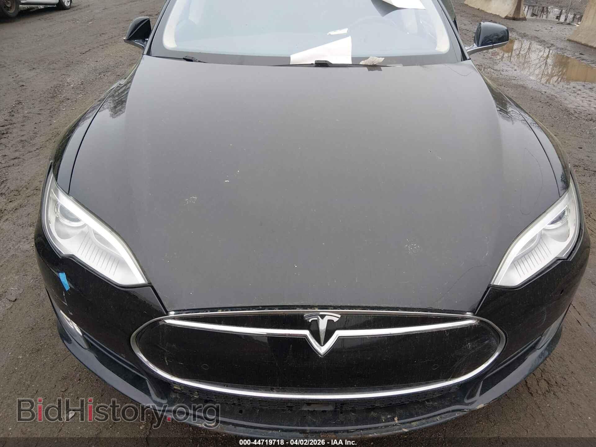 2014 TESLA MODEL S - VIN: 5YJSA1S19EFP52841 - Фото 10