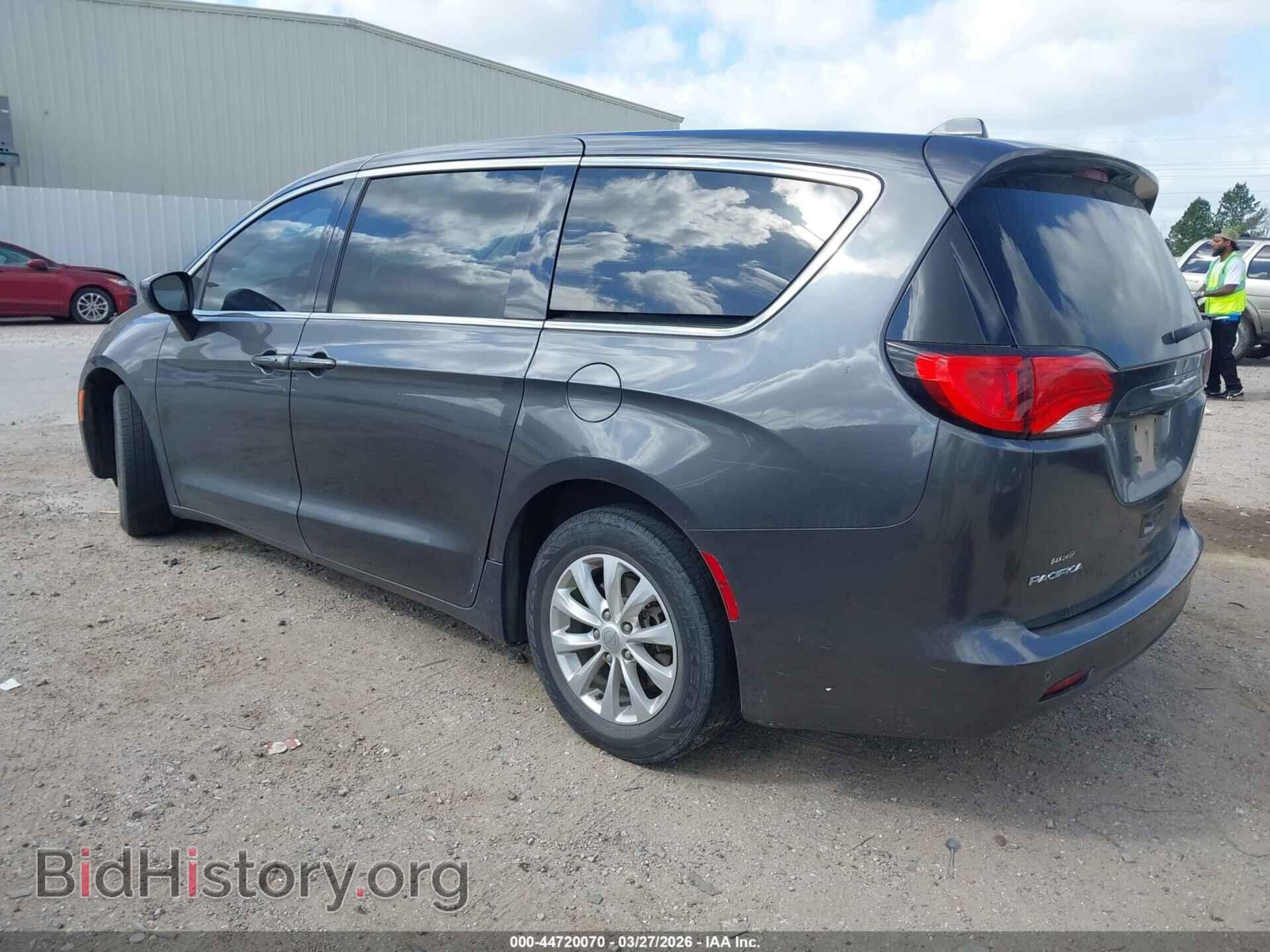 2017 CHRYSLER PACIFICA - VIN: 2C4RC1DG5HR851367 - Фото 3