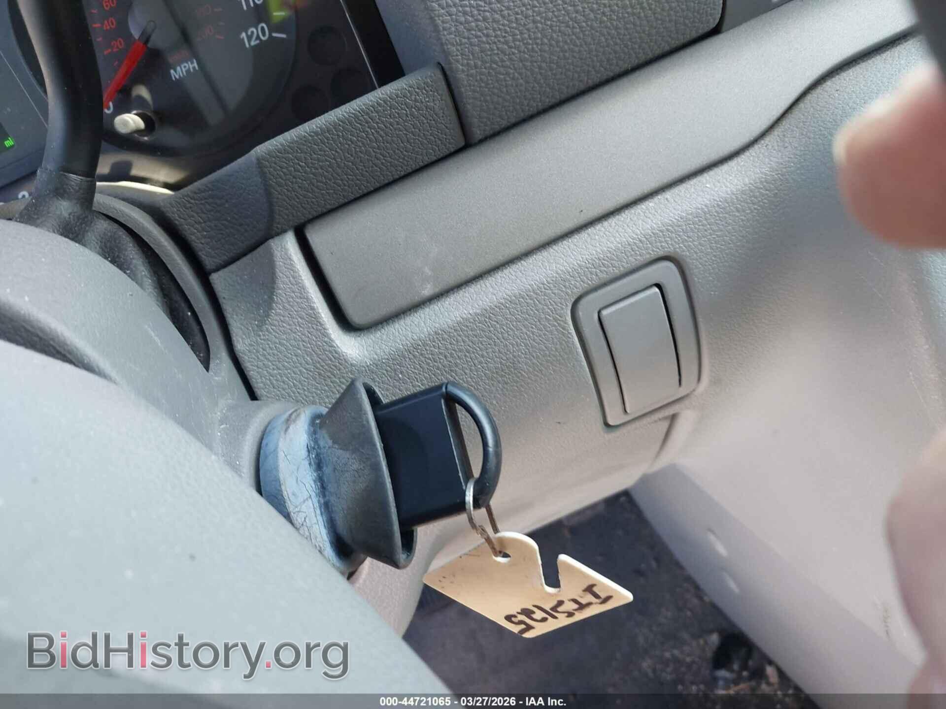 2007 FORD FREESTAR - VIN: 2FTZA54647BA16212 - Фото 11