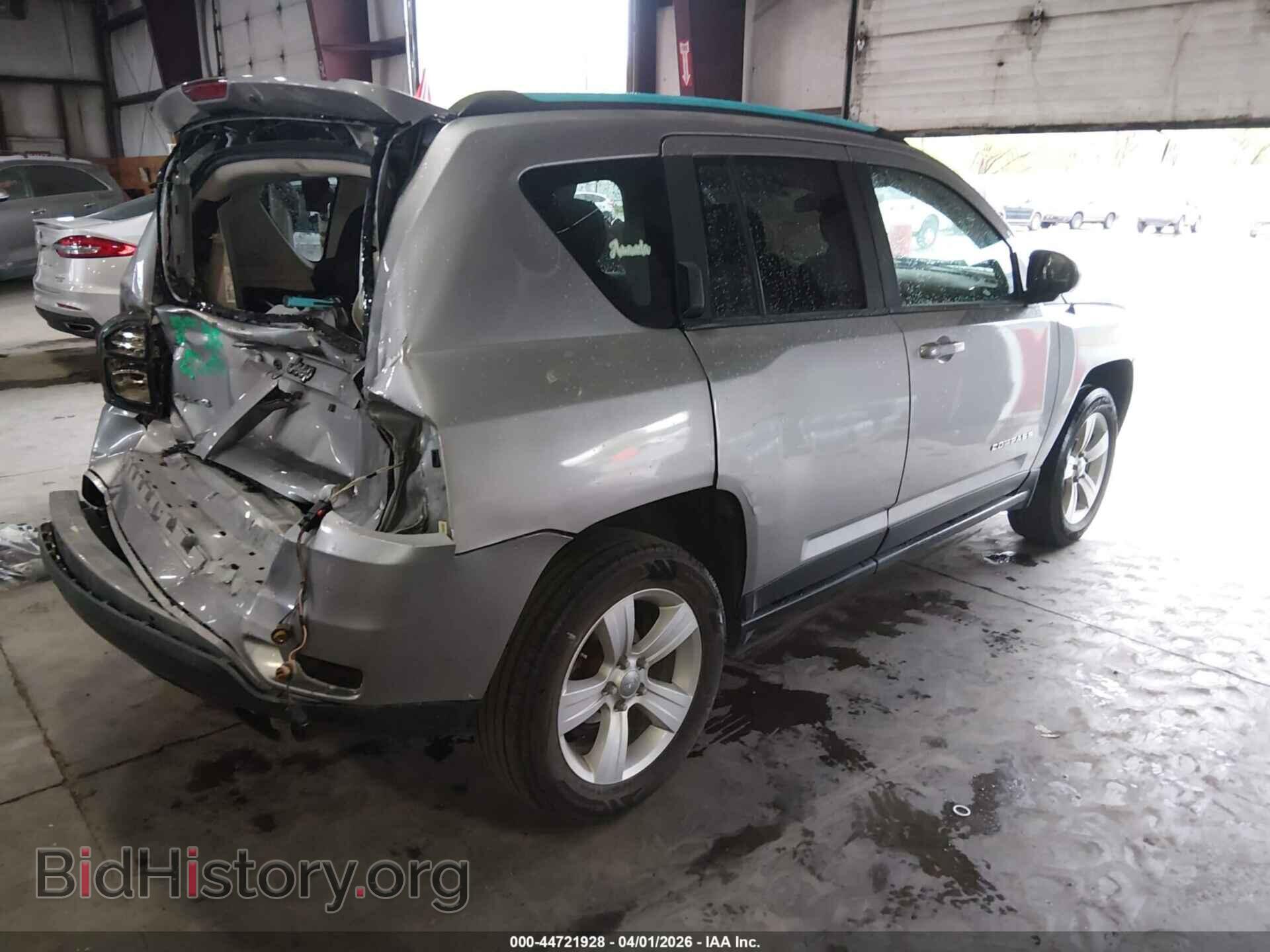 2014 JEEP COMPASS - VIN: 1C4NJDBB8ED870250 - Photo 4