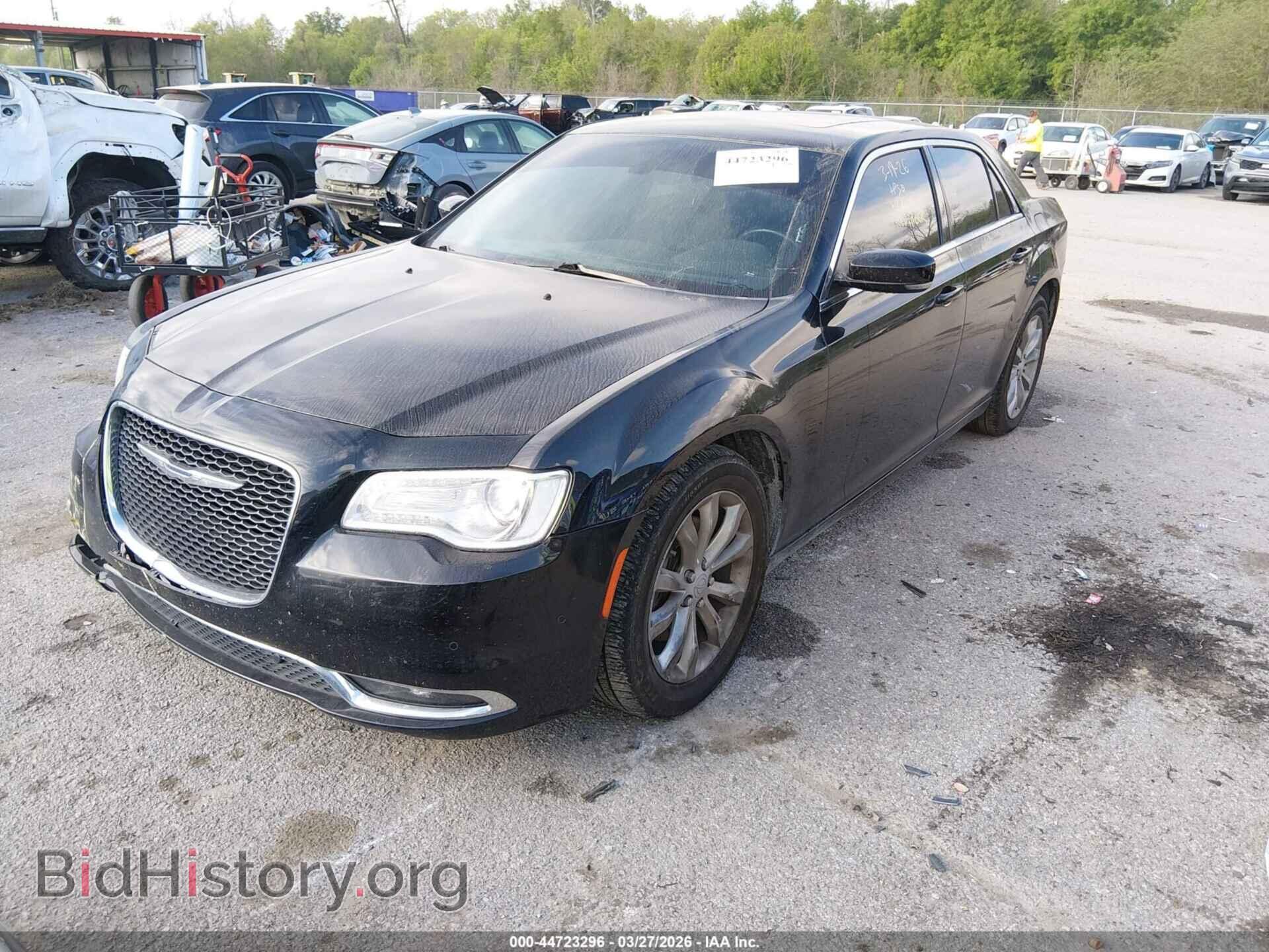 2016 CHRYSLER 300 - VIN: 2C3CCARG8GH278424 - Фото 2