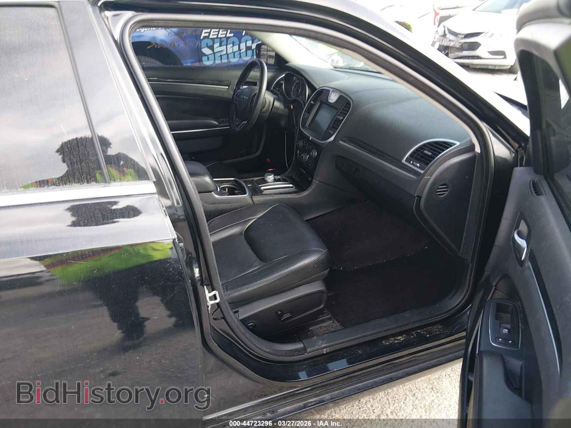 2016 CHRYSLER 300 - VIN: 2C3CCARG8GH278424 - Фото 5