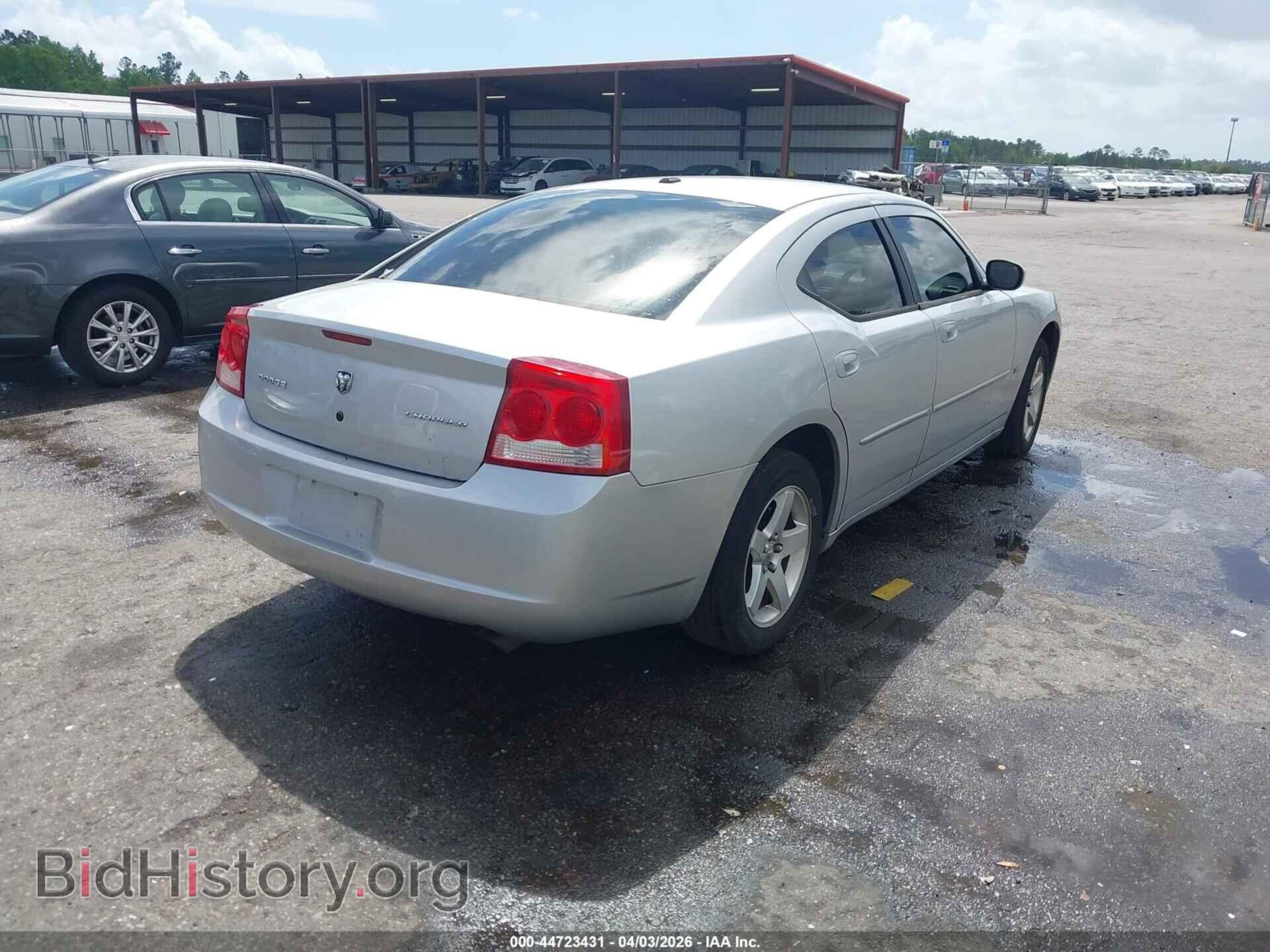 2010 DODGE CHARGER - VIN: 2B3CA3CV8AH165683 - Фото 4