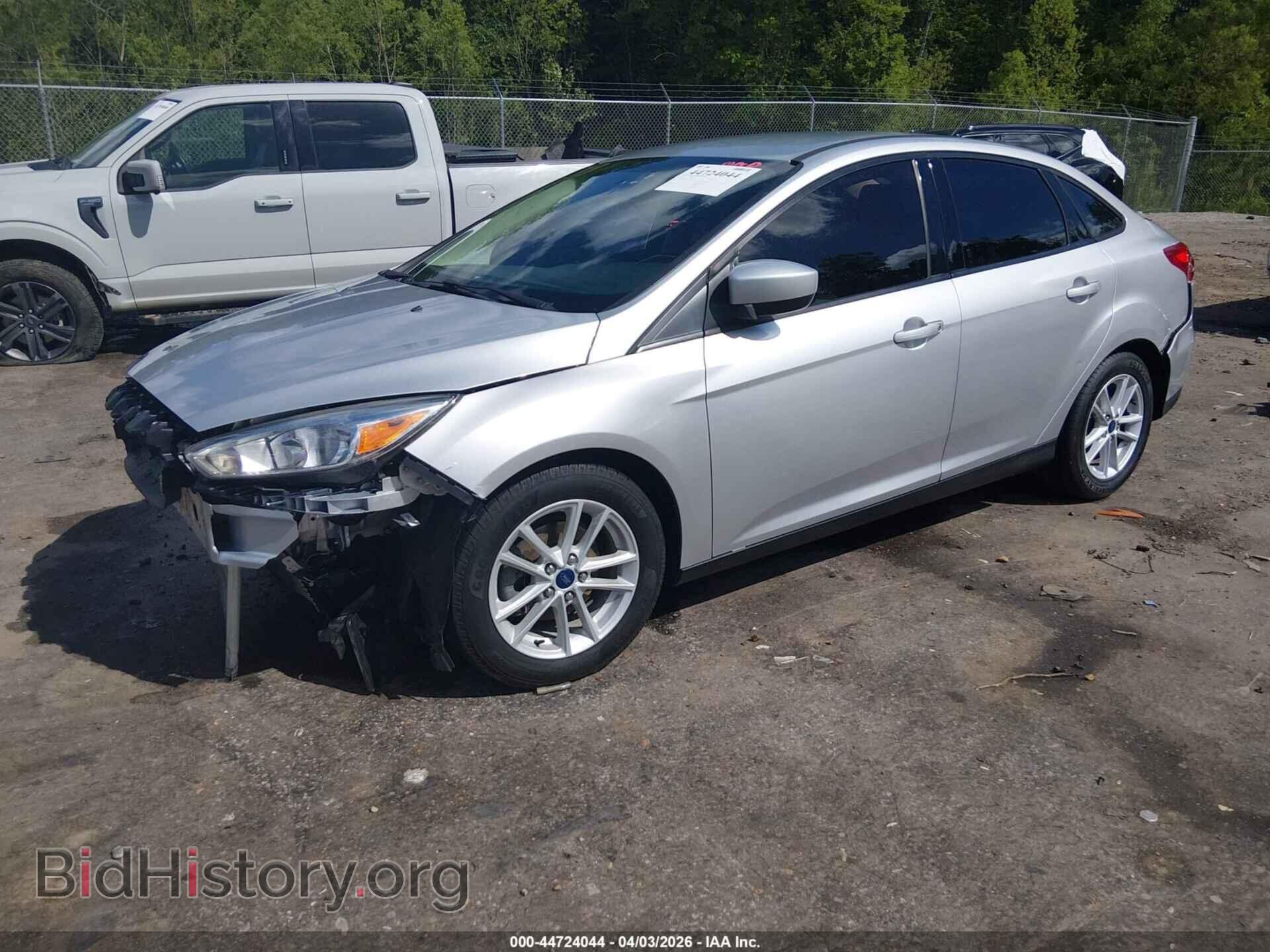 2018 FORD FOCUS - VIN: 1FADP3F26JL272758 - Фото 2