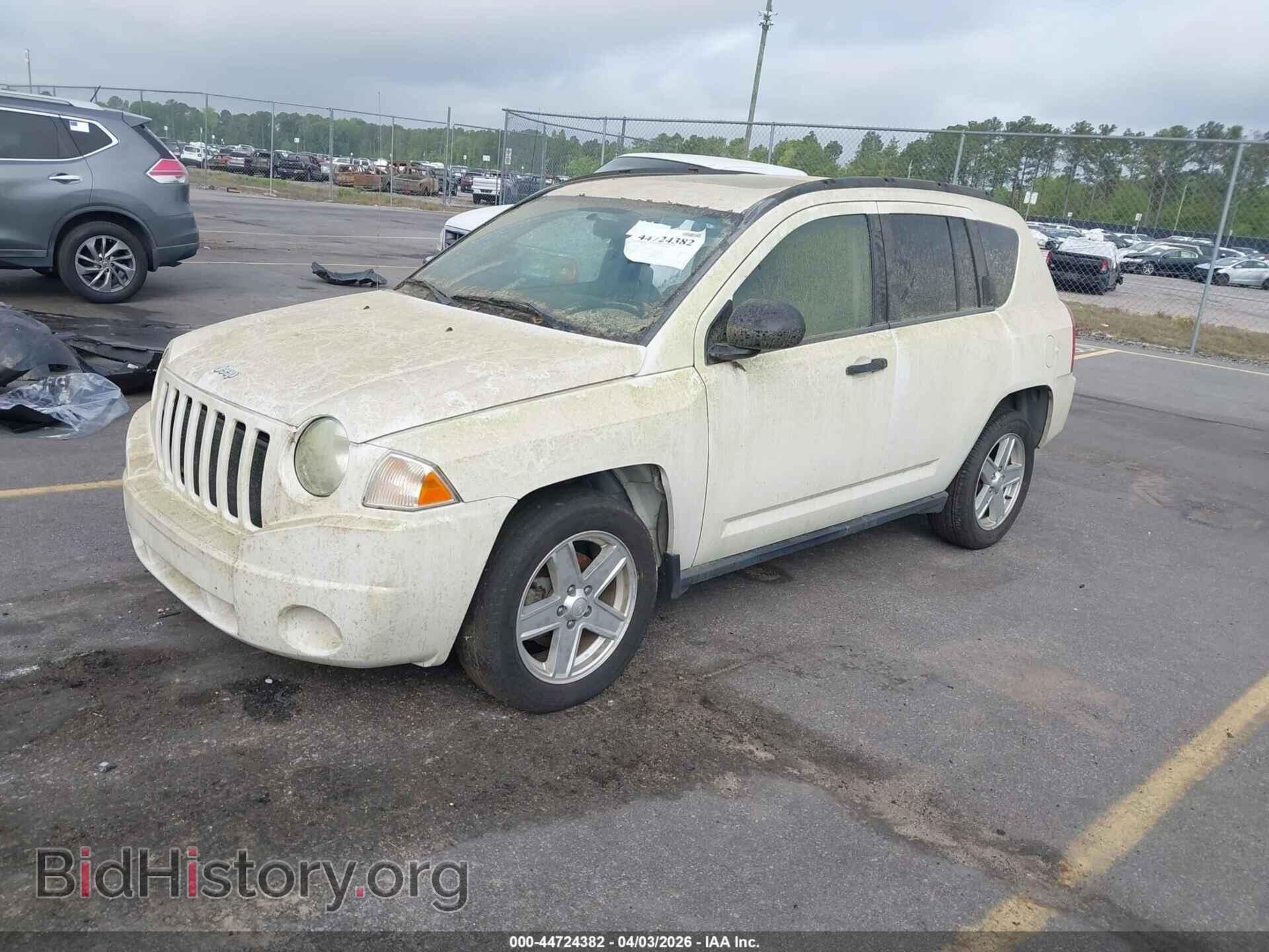 2007 JEEP COMPASS - VIN: 1J8FT47087D274640 - Фото 2
