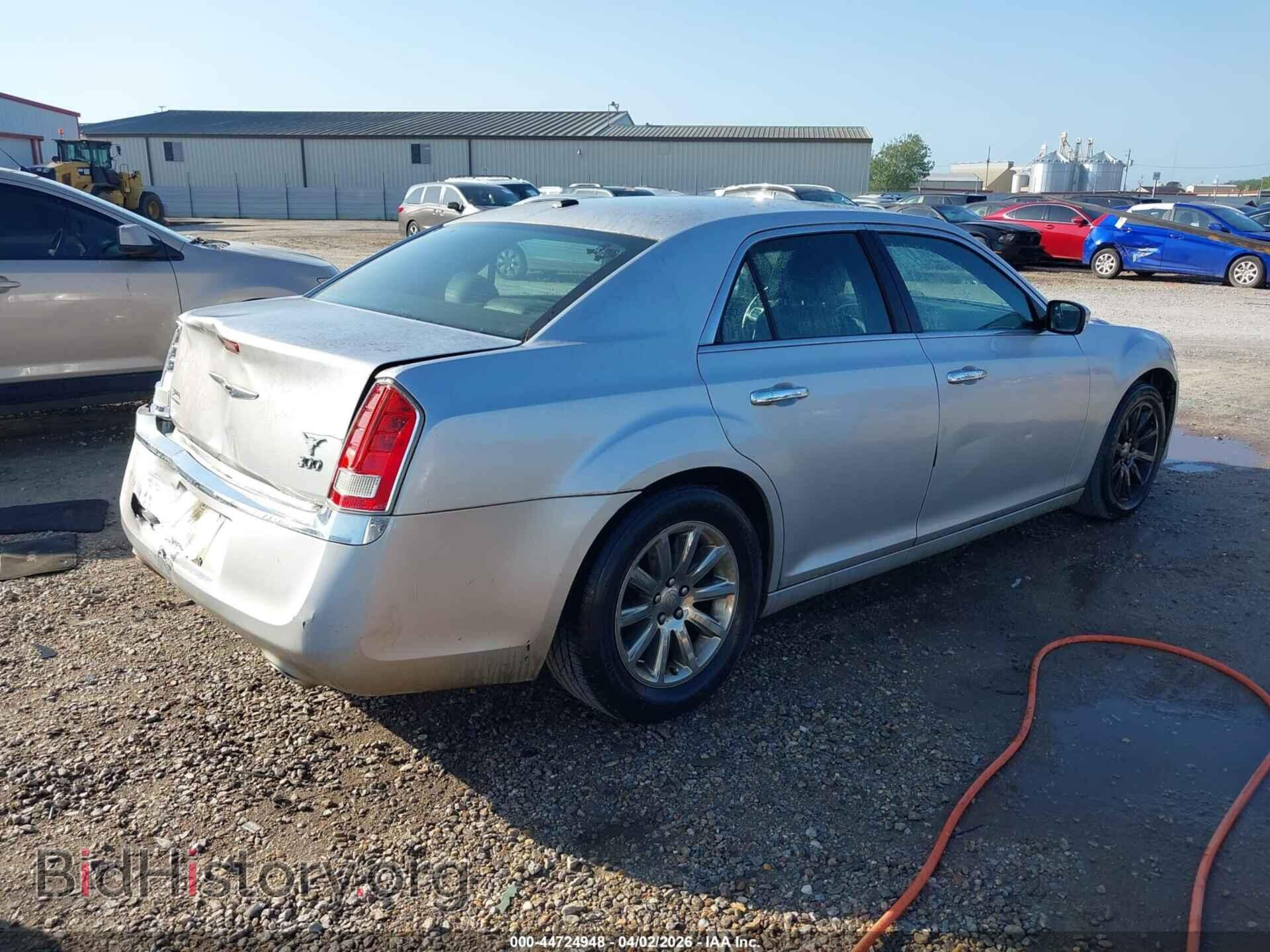 2012 CHRYSLER 300 - VIN: 2C3CCACG8CH288664 - Фото 4